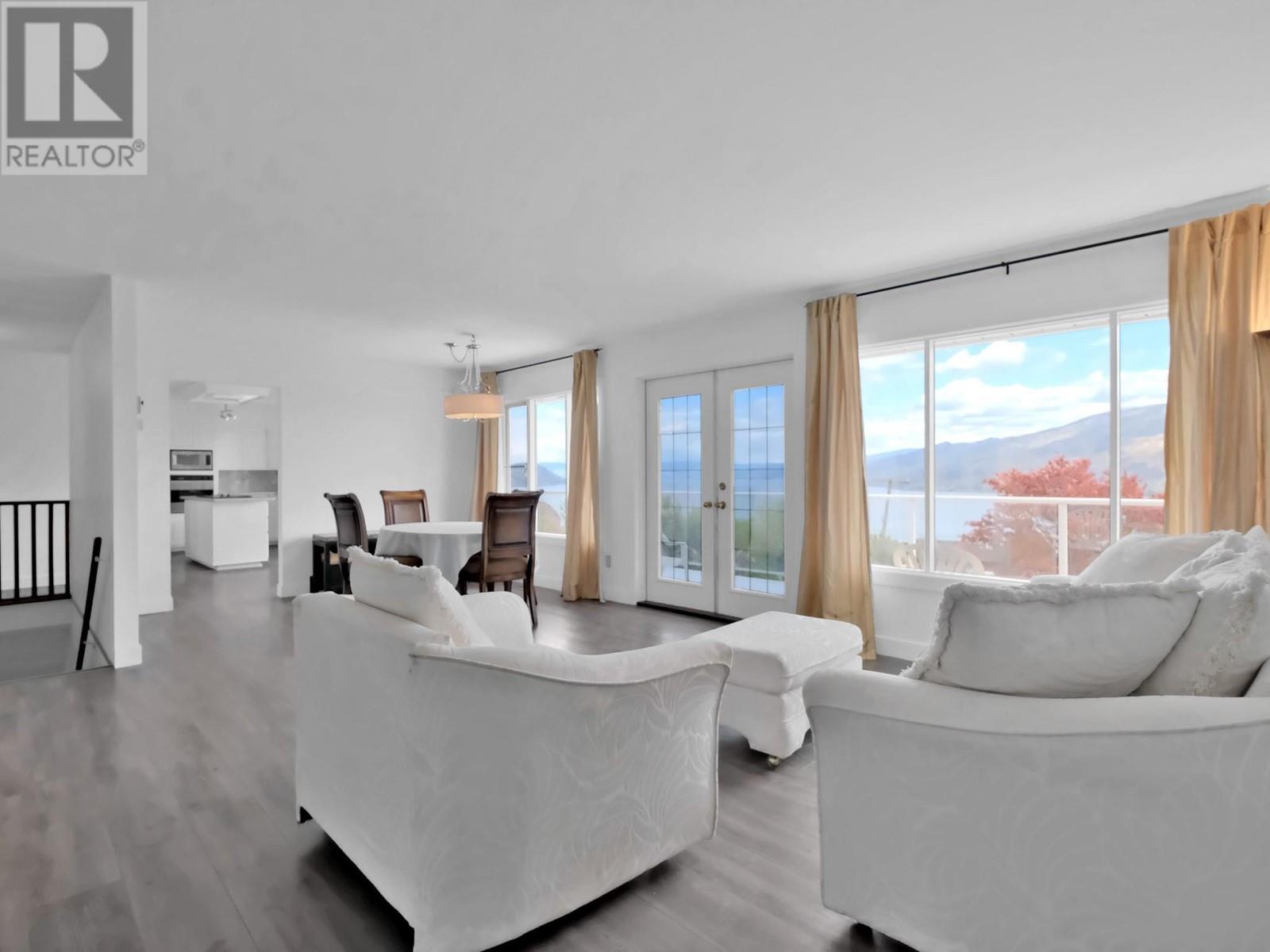 6085 Beatrice Road, Peachland, British Columbia  V0H 1X4 - Photo 3 - 10345557