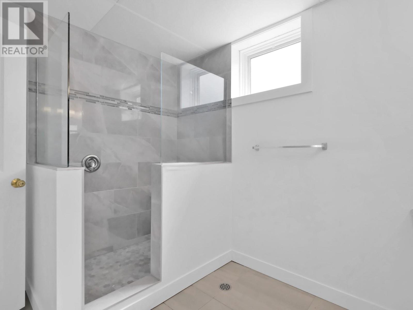 6085 Beatrice Road, Peachland, British Columbia  V0H 1X4 - Photo 41 - 10345557