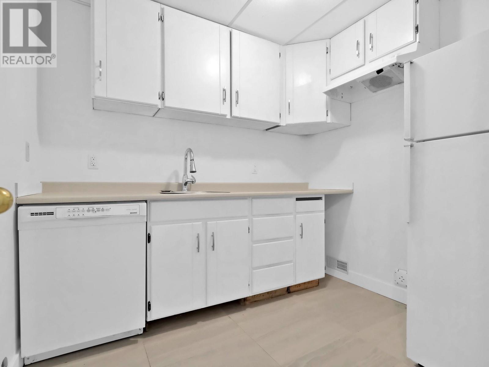 6085 Beatrice Road, Peachland, British Columbia  V0H 1X4 - Photo 43 - 10345557