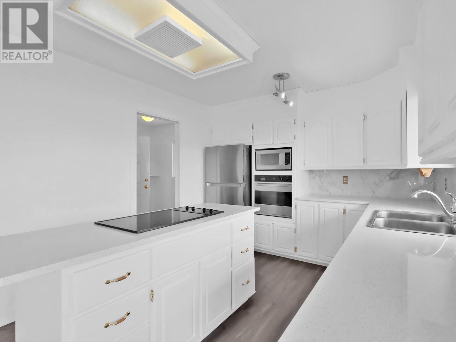 6085 Beatrice Road, Peachland, British Columbia  V0H 1X4 - Photo 9 - 10345557