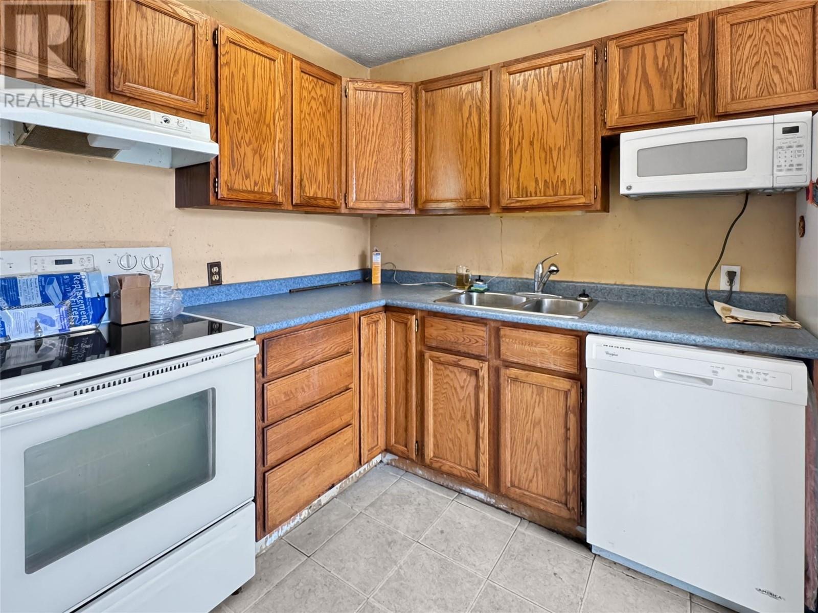 2190 Warren Avenue, Kimberley, British Columbia  V1A 1S7 - Photo 7 - 10345543
