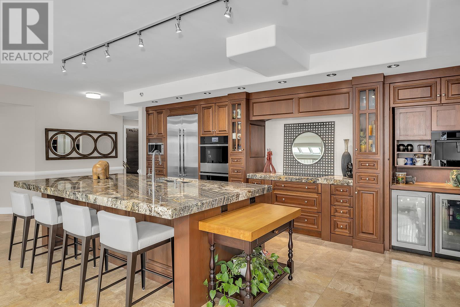 1152 Sunset Drive Unit# 1702, Kelowna, British Columbia  V1Y 9R7 - Photo 18 - 10344355