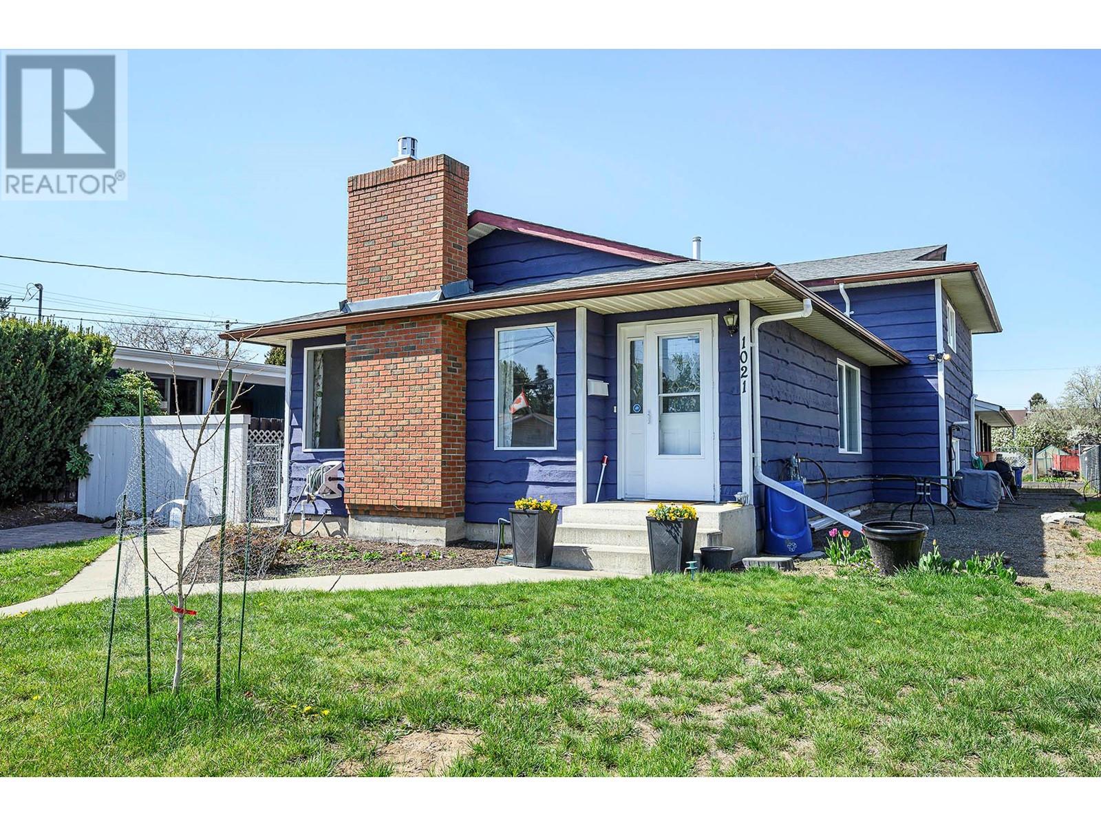 1021 Dundas Street, Kamloops, British Columbia  V2B 2T1 - Photo 1 - 10345793