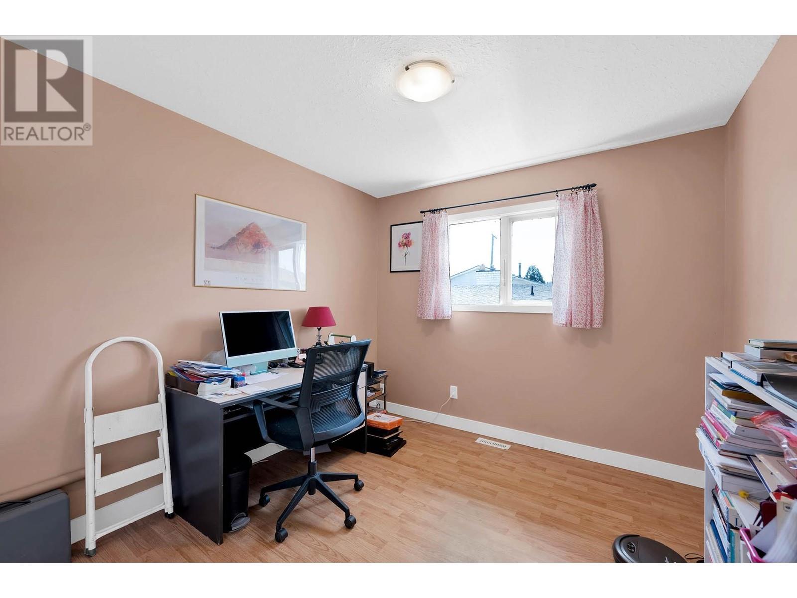 1021 Dundas Street, Kamloops, British Columbia  V2B 2T1 - Photo 22 - 10345793
