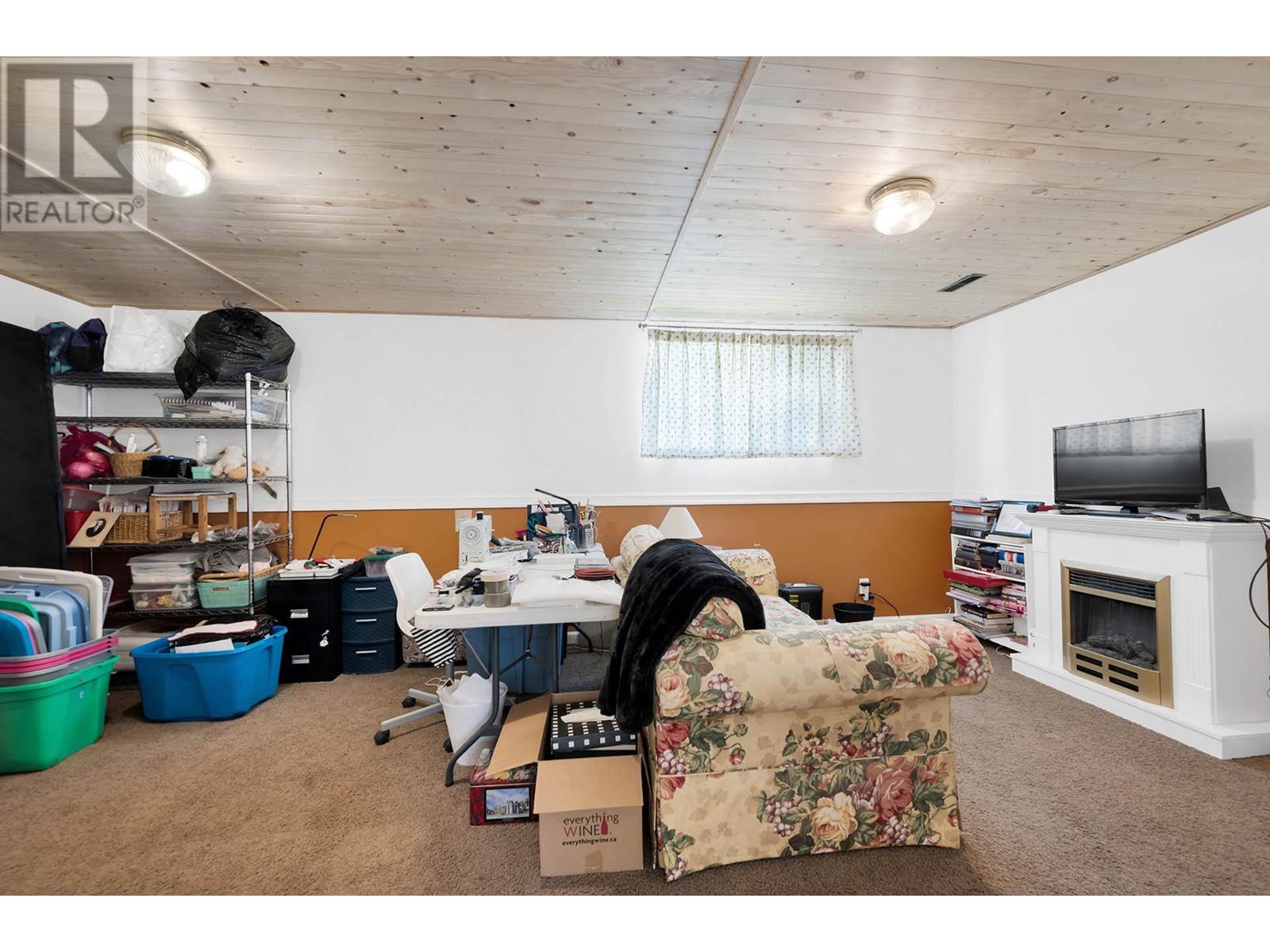 1021 Dundas Street, Kamloops, British Columbia  V2B 2T1 - Photo 30 - 10345793