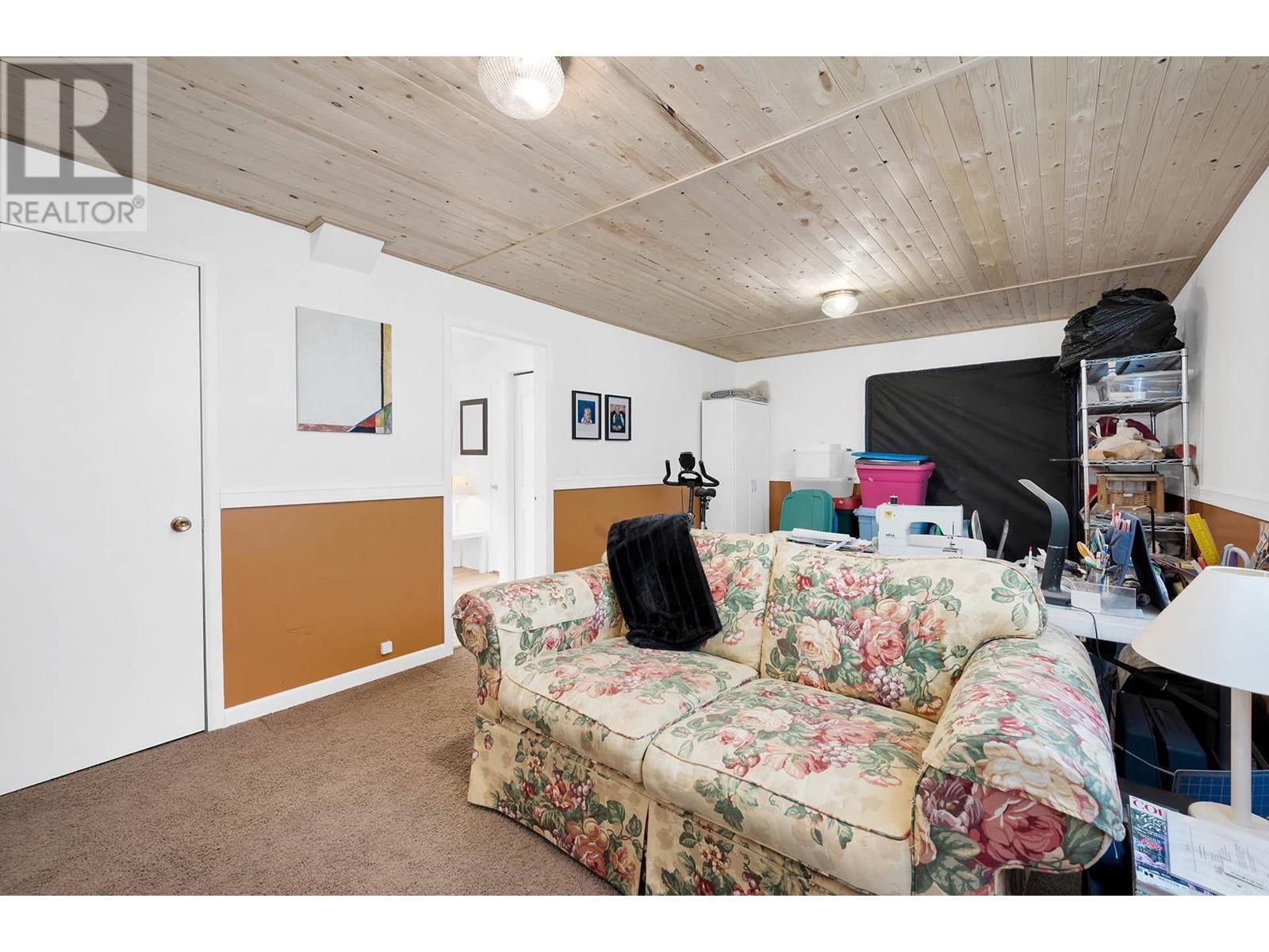 1021 Dundas Street, Kamloops, British Columbia  V2B 2T1 - Photo 31 - 10345793