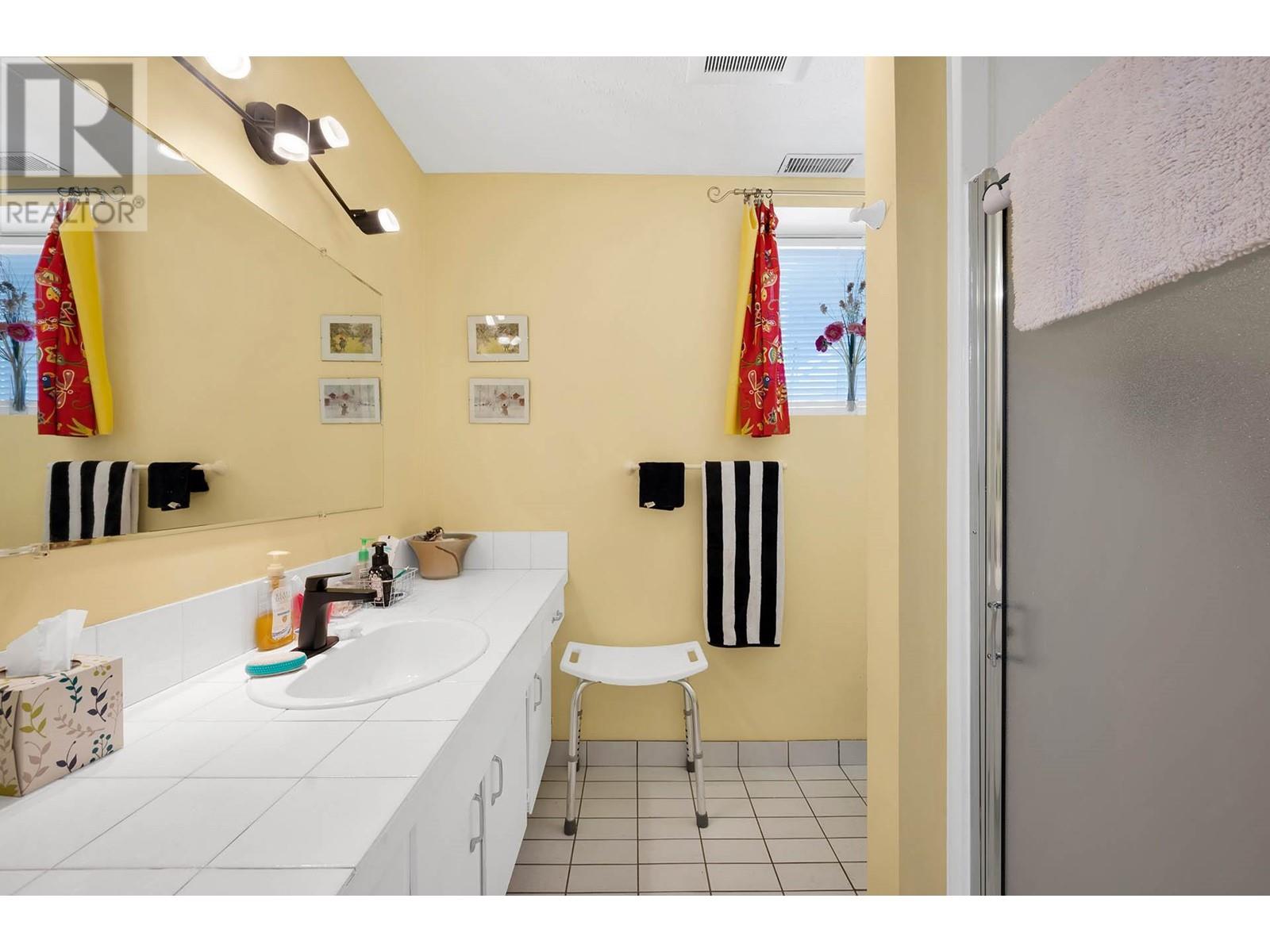 1021 Dundas Street, Kamloops, British Columbia  V2B 2T1 - Photo 33 - 10345793