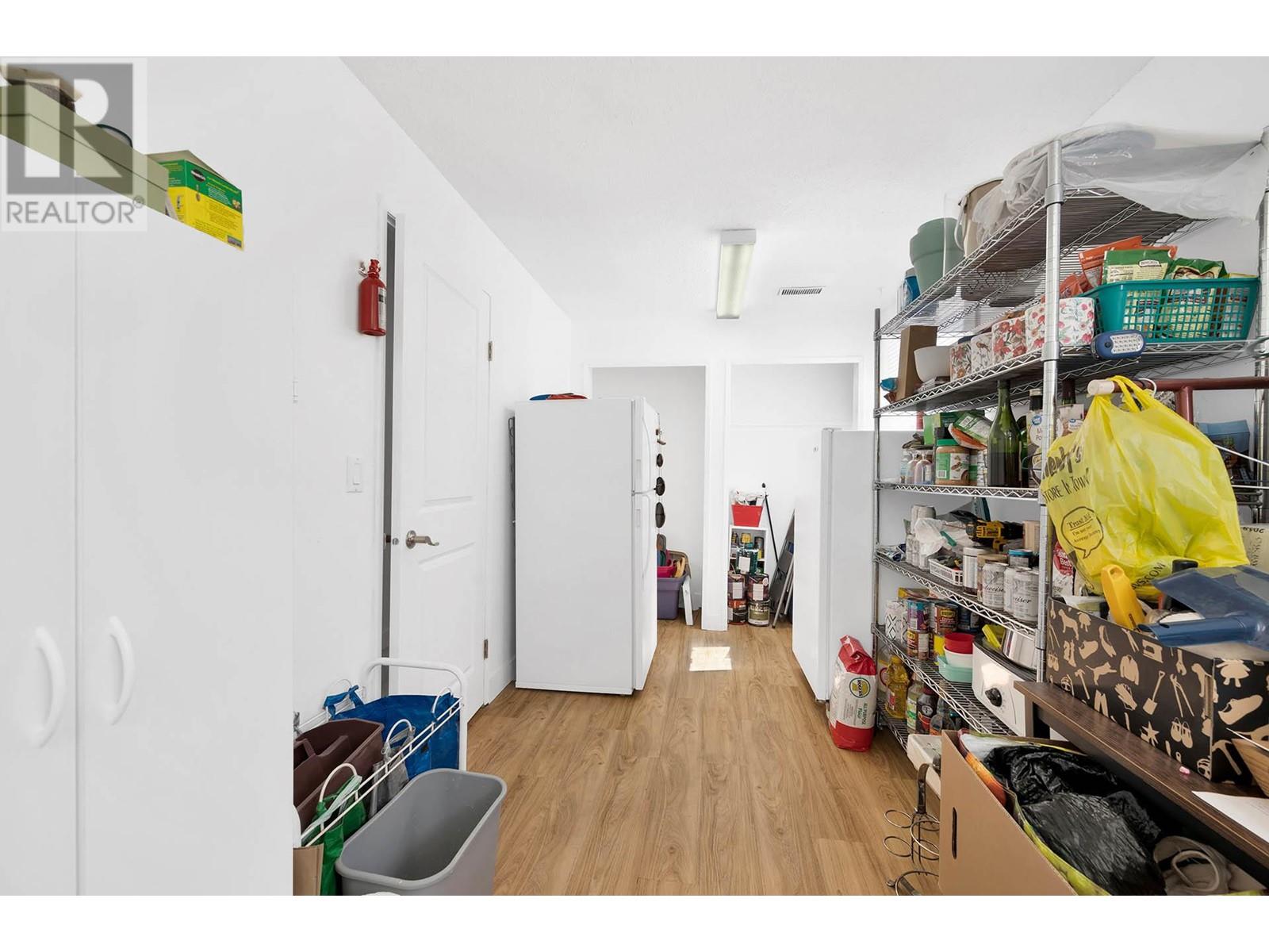 1021 Dundas Street, Kamloops, British Columbia  V2B 2T1 - Photo 36 - 10345793
