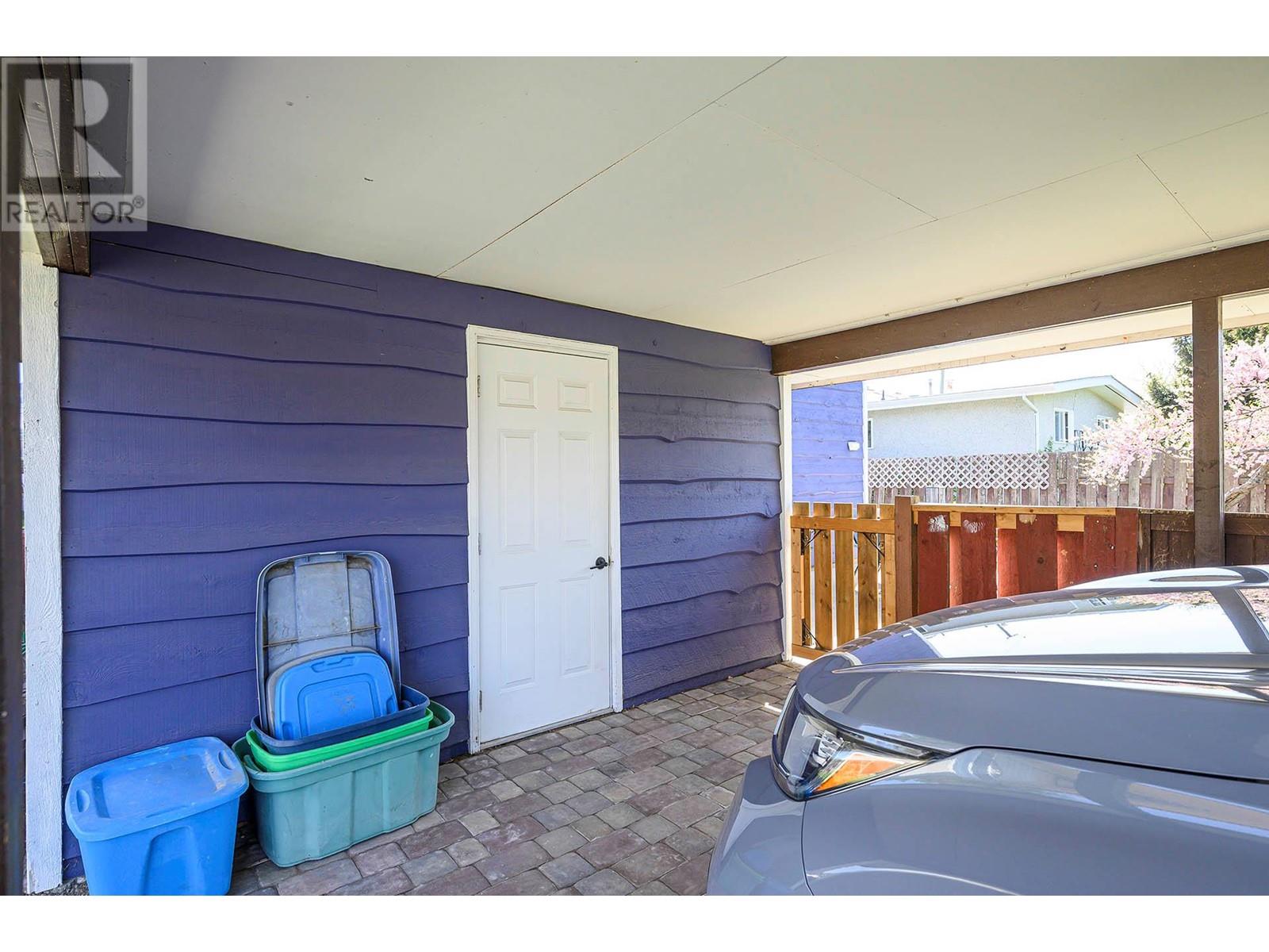 1021 Dundas Street, Kamloops, British Columbia  V2B 2T1 - Photo 40 - 10345793