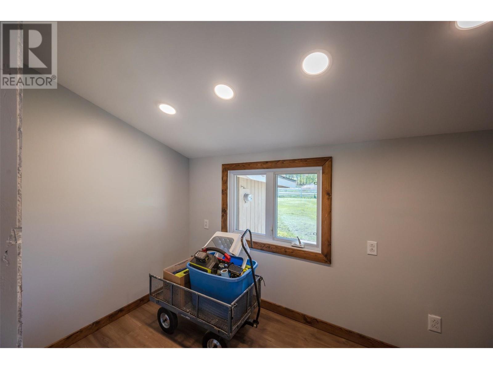 8134 River Road, Oliver, British Columbia  V0H 1T5 - Photo 24 - 10345772