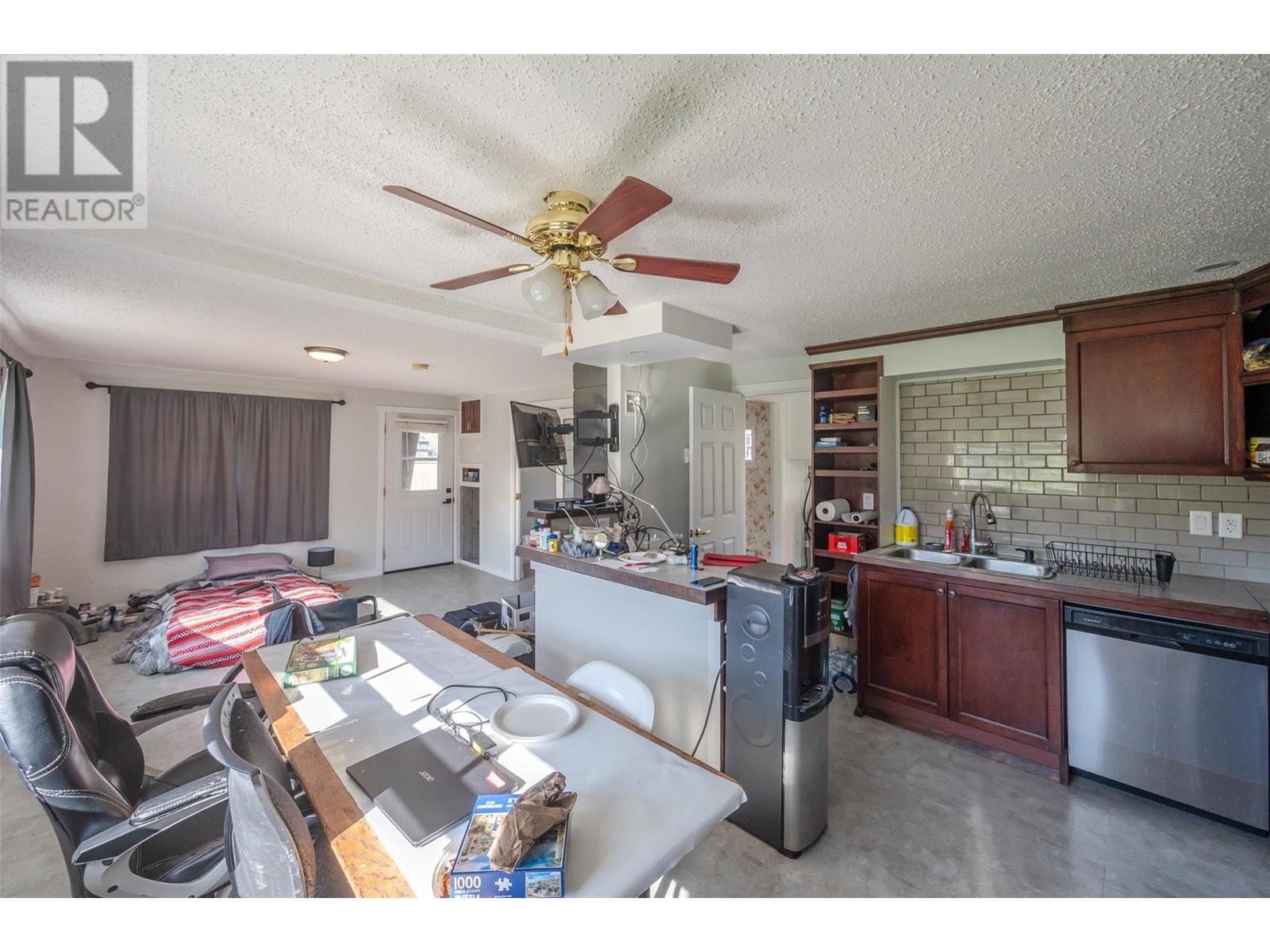 8134 River Road, Oliver, British Columbia  V0H 1T5 - Photo 46 - 10345772