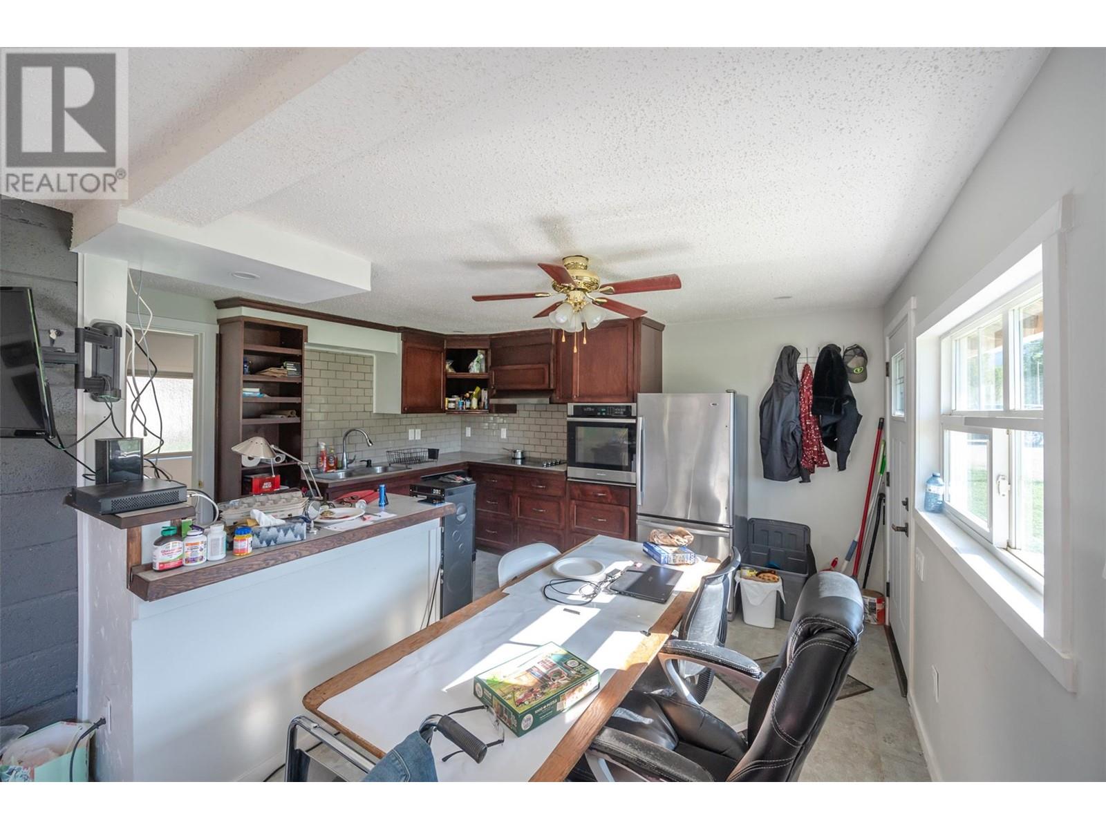 8134 River Road, Oliver, British Columbia  V0H 1T5 - Photo 51 - 10345772