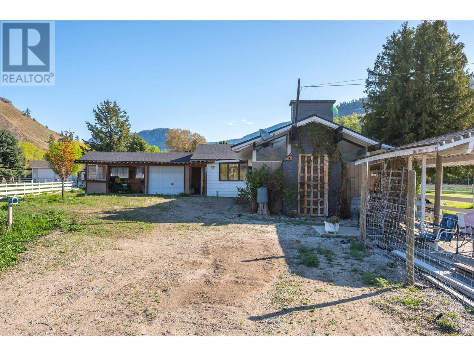 8134 River Road, Oliver, British Columbia  V0H 1T5 - Photo 54 - 10345772