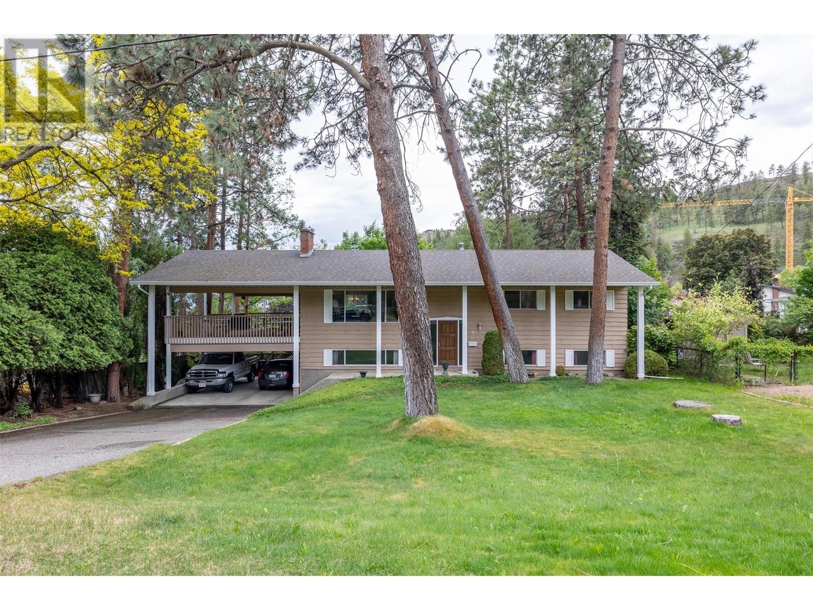 7 Bello Road, Kelowna, British Columbia  V1V 1B9 - Photo 1 - 10345776