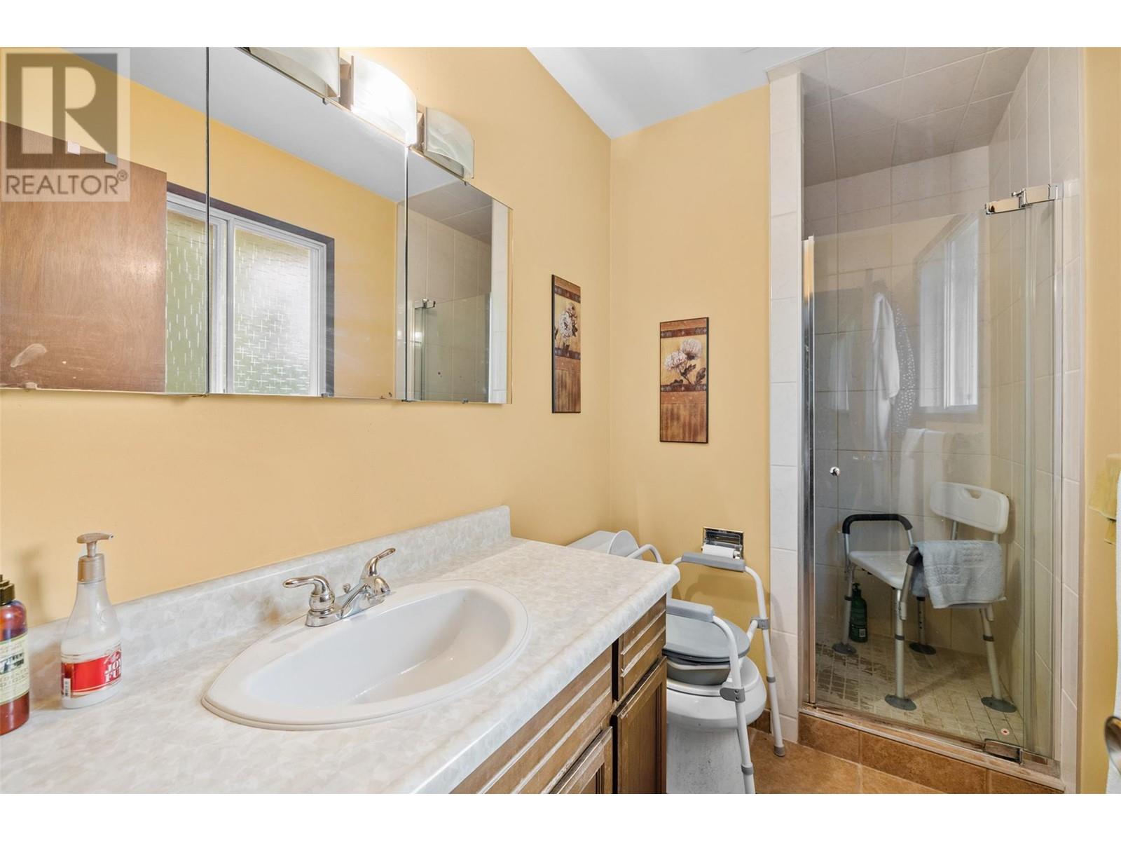 7 Bello Road, Kelowna, British Columbia  V1V 1B9 - Photo 17 - 10345776