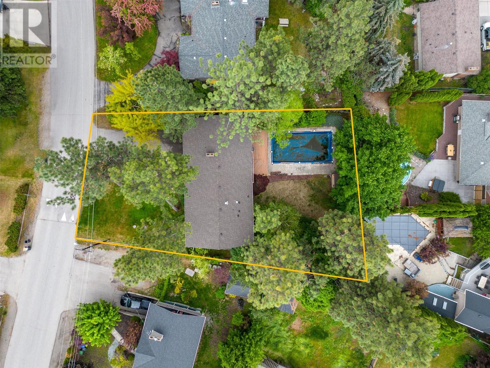 7 Bello Road, Kelowna, British Columbia  V1V 1B9 - Photo 2 - 10345776