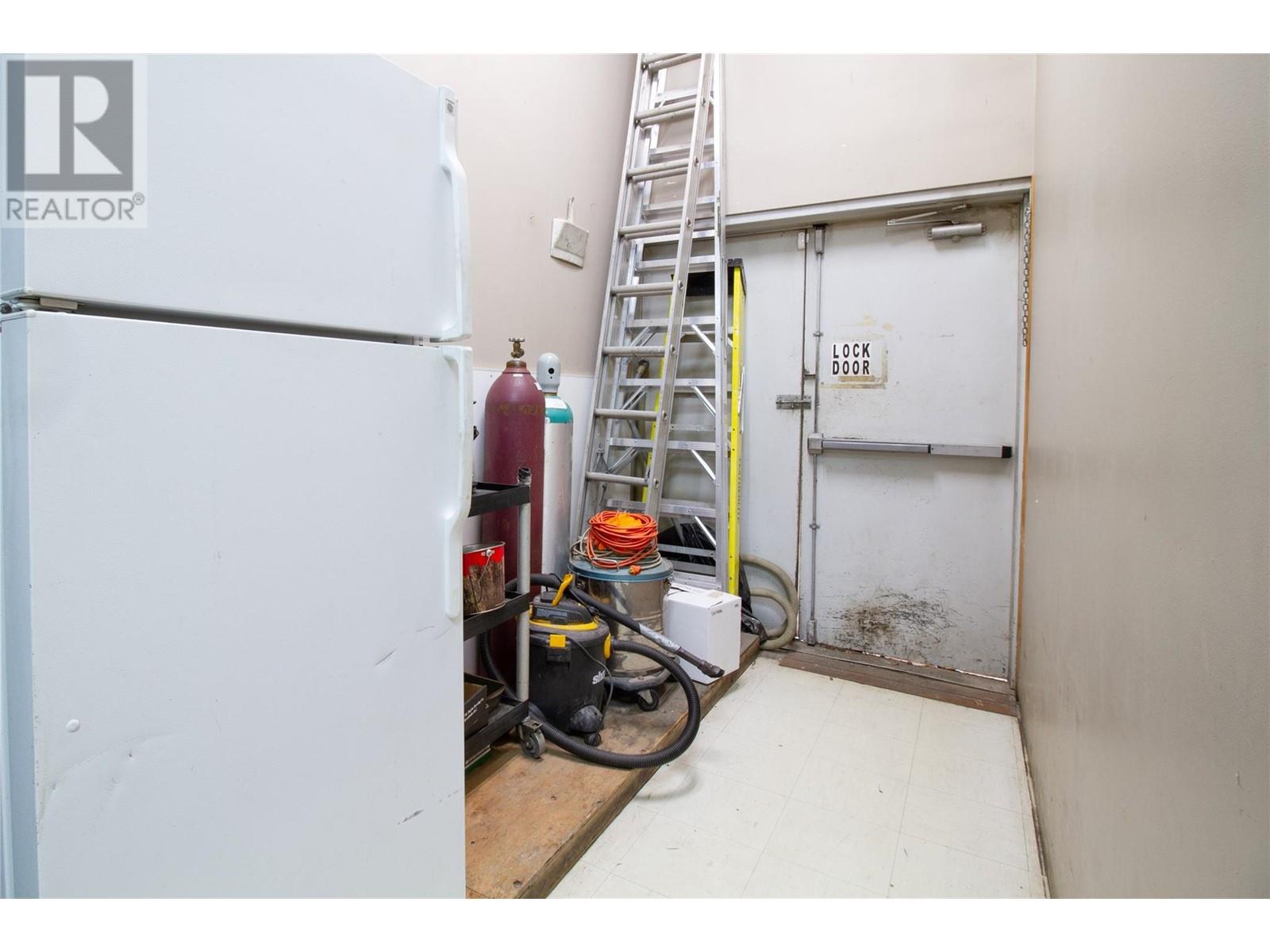 314 First Street W, Revelstoke, British Columbia  V0E 2S0 - Photo 12 - 10345462