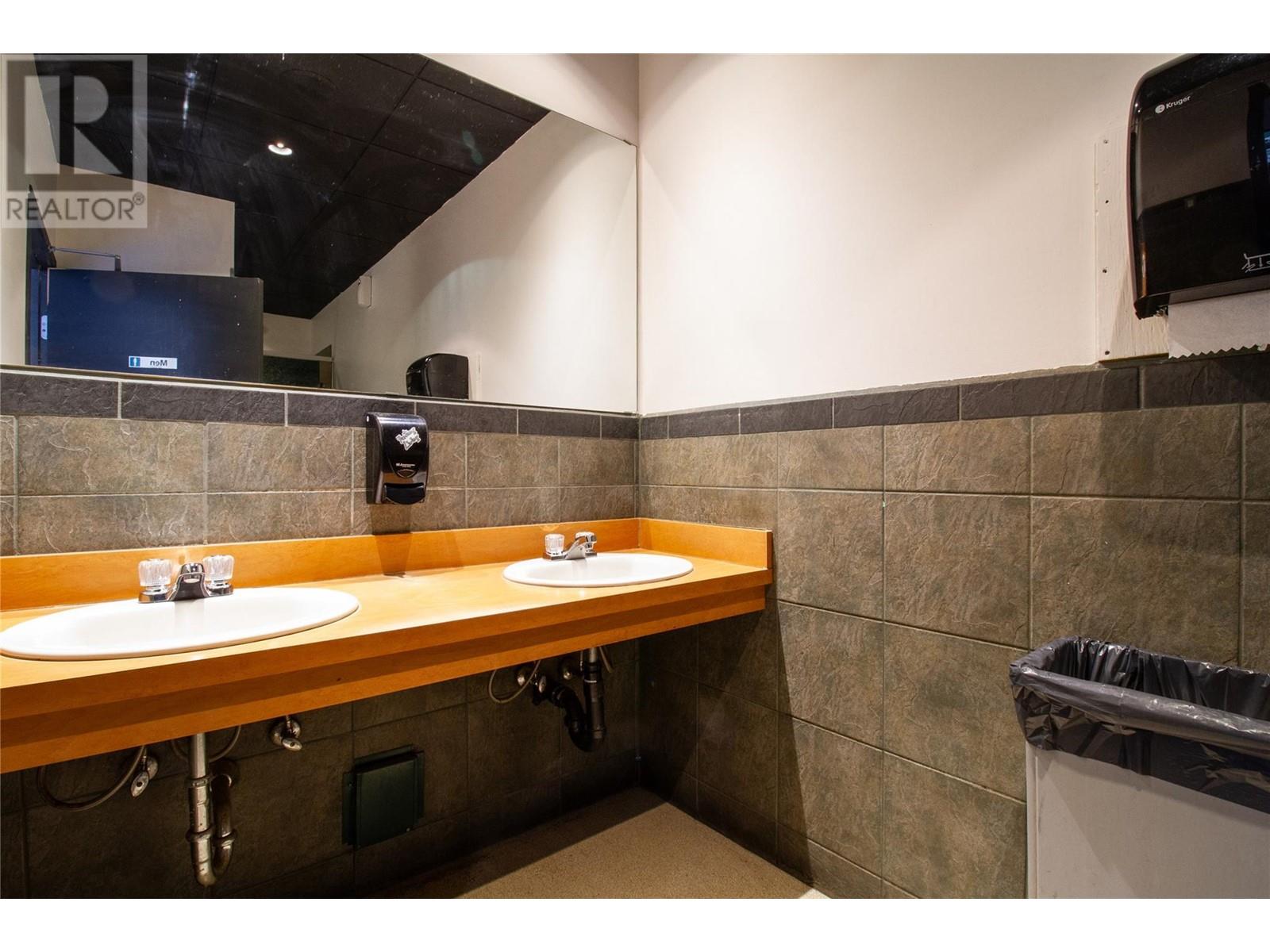 314 First Street W, Revelstoke, British Columbia  V0E 2S0 - Photo 21 - 10345462