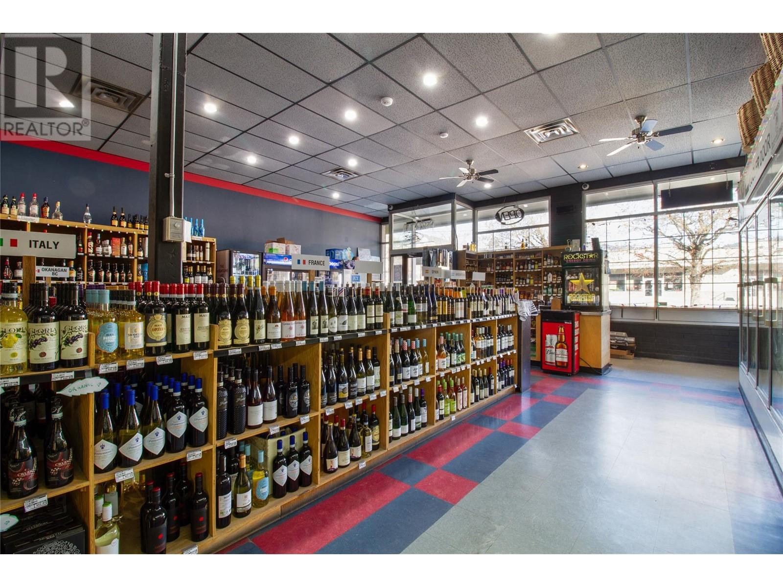 314 First Street W, Revelstoke, British Columbia  V0E 2S0 - Photo 6 - 10345462