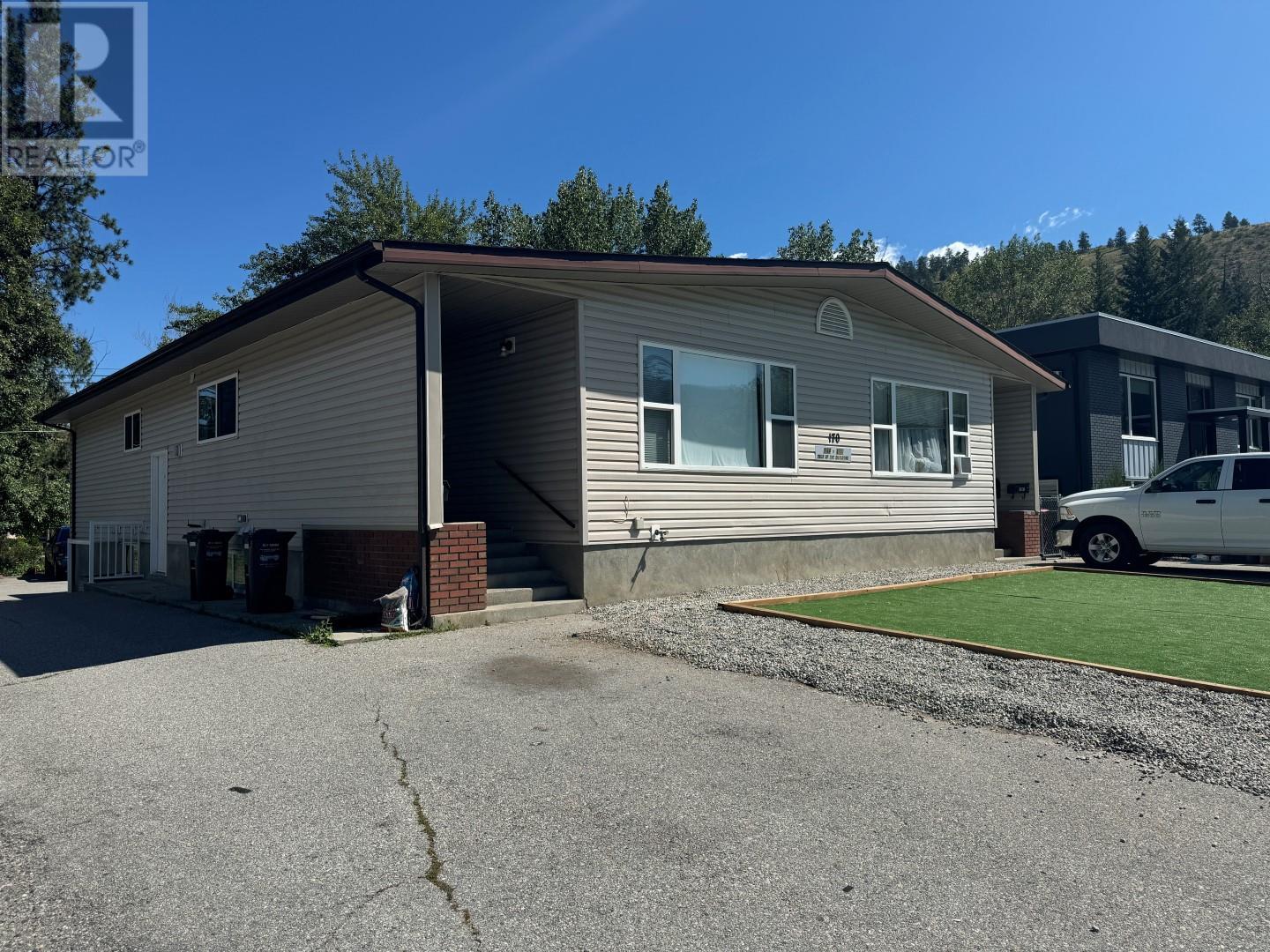 170 Mcpherson Crescent, Penticton, British Columbia  V2A 2N8 - Photo 2 - 10345655