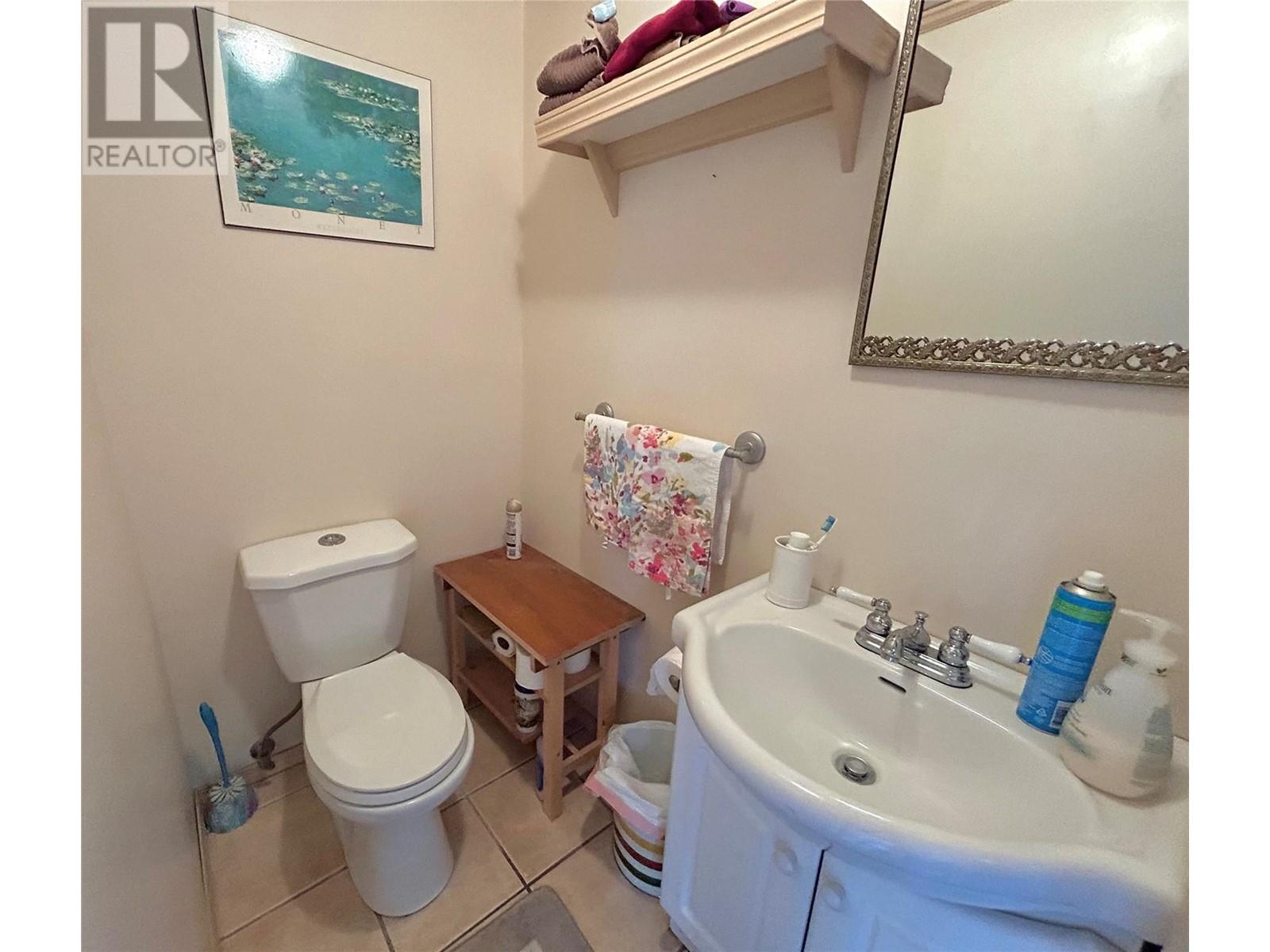 2160 Lower Georgia Street, Rossland, British Columbia  V0G 1Y0 - Photo 24 - 10344608