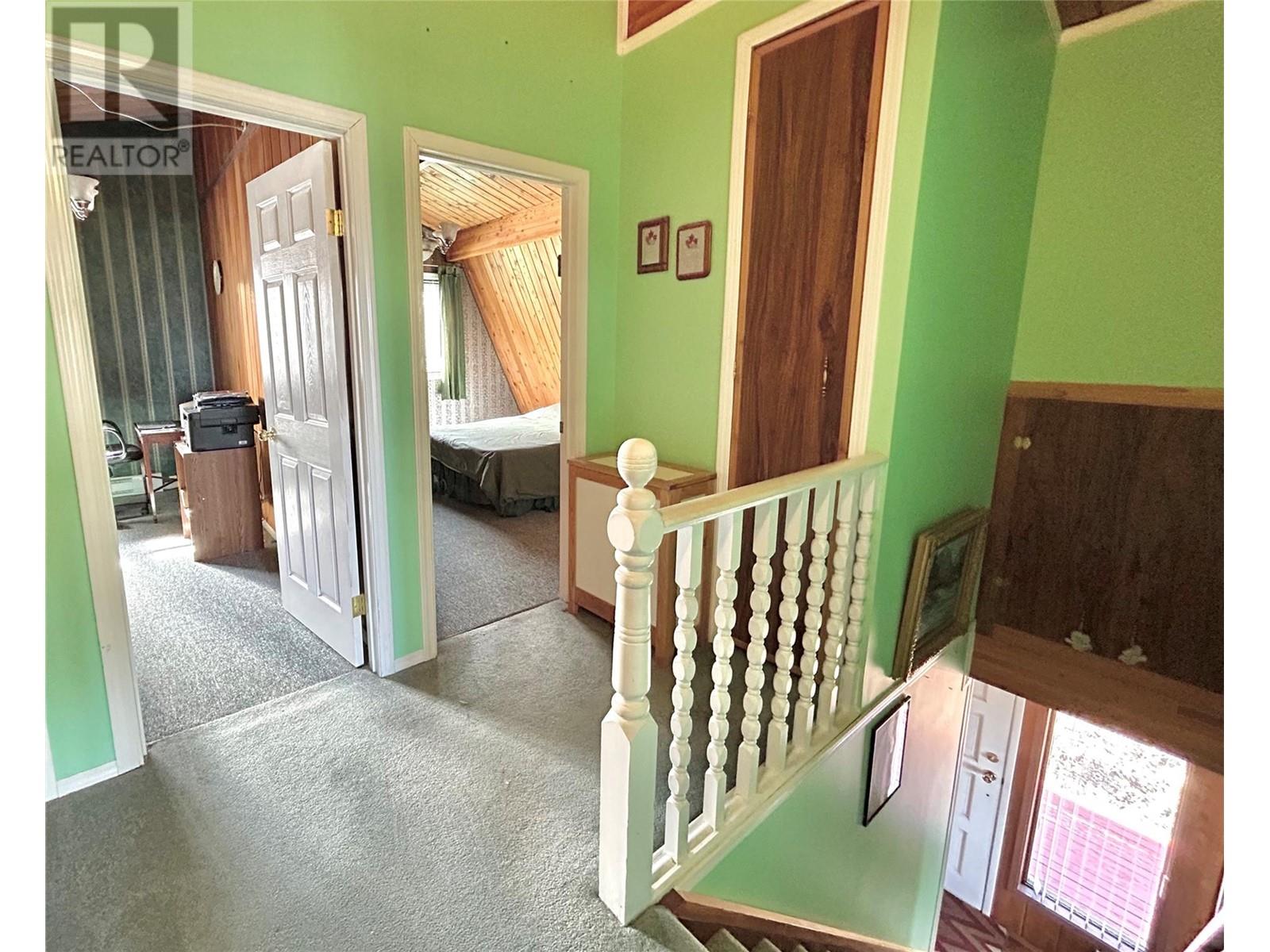 2160 Lower Georgia Street, Rossland, British Columbia  V0G 1Y0 - Photo 30 - 10344608