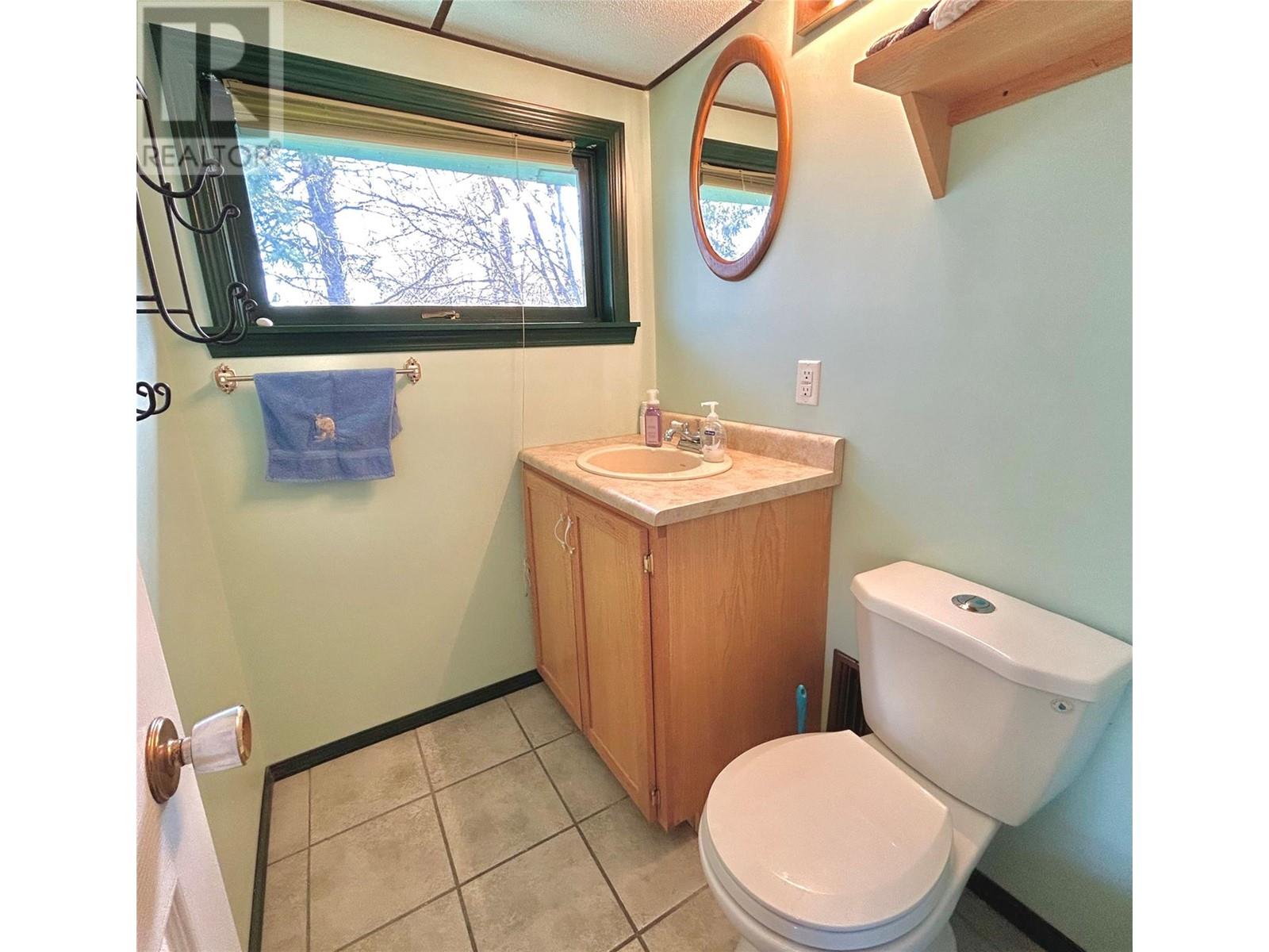 2160 Lower Georgia Street, Rossland, British Columbia  V0G 1Y0 - Photo 40 - 10344608