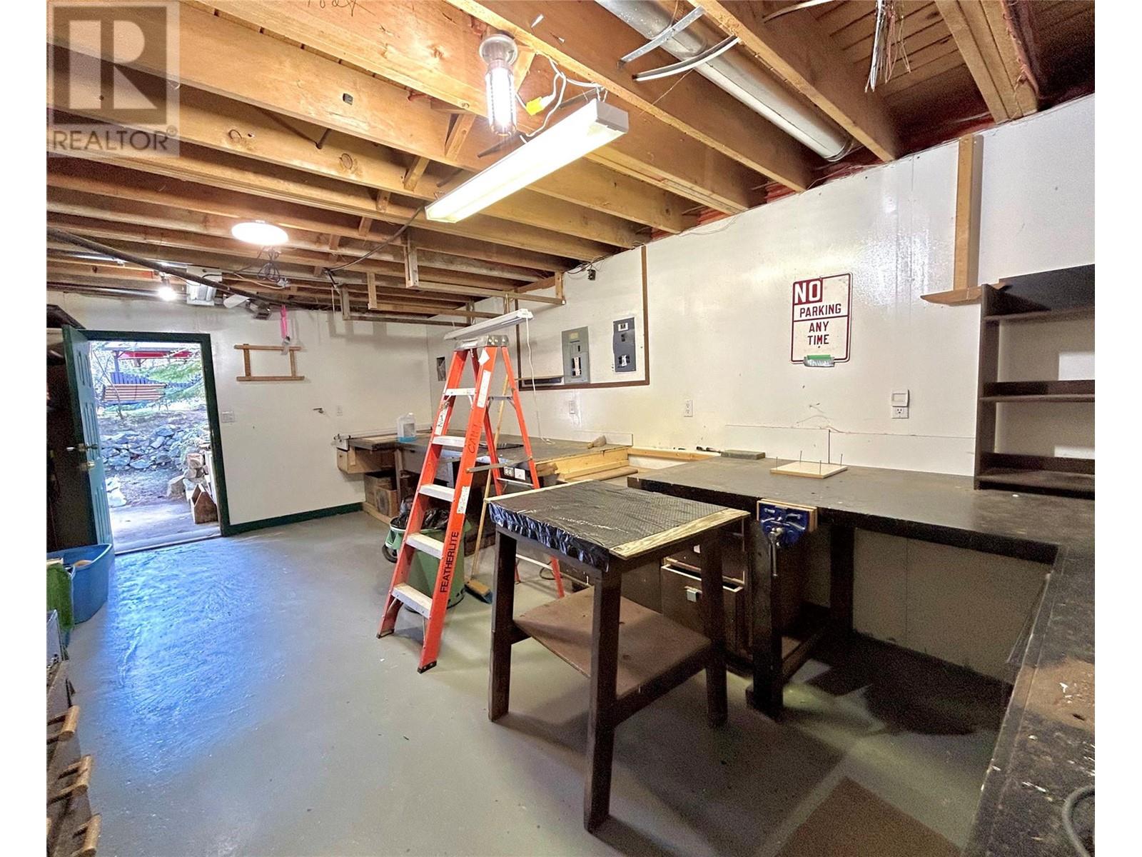 2160 Lower Georgia Street, Rossland, British Columbia  V0G 1Y0 - Photo 45 - 10344608