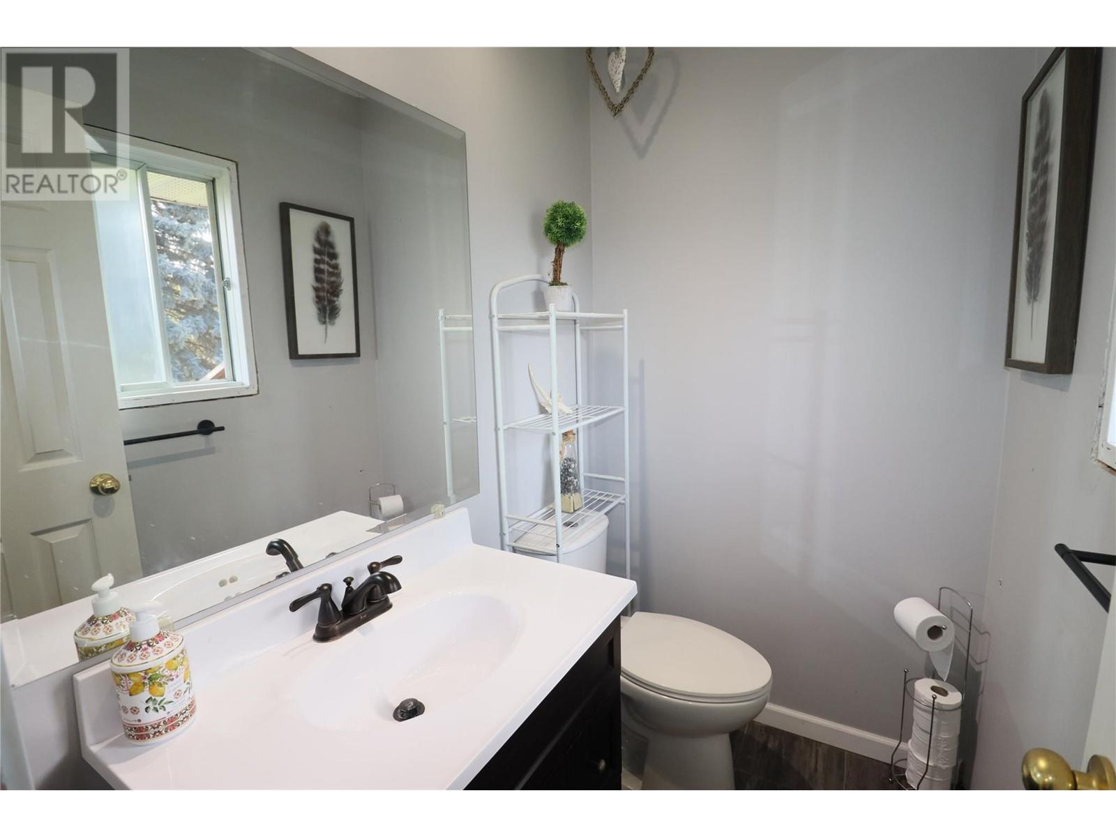 7661 Phoenix Way, Grand Forks, British Columbia  V0H 1H0 - Photo 15 - 10345724