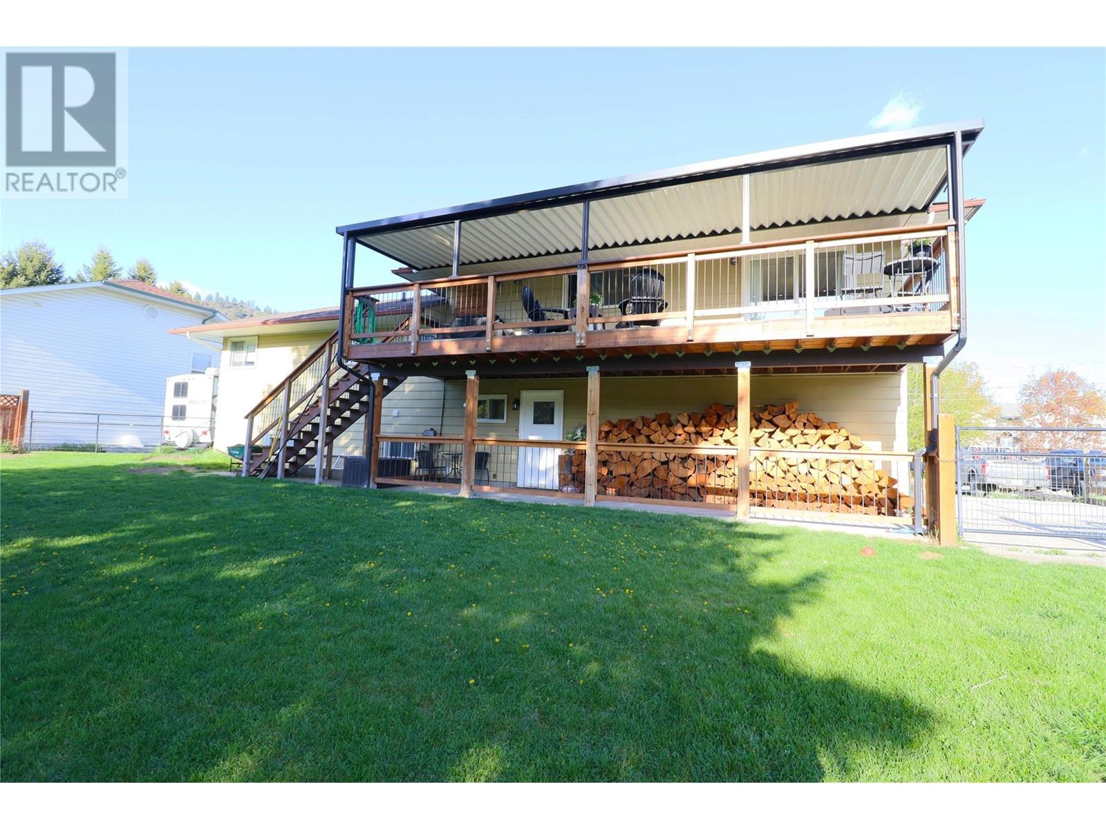 7661 Phoenix Way, Grand Forks, British Columbia  V0H 1H0 - Photo 2 - 10345724