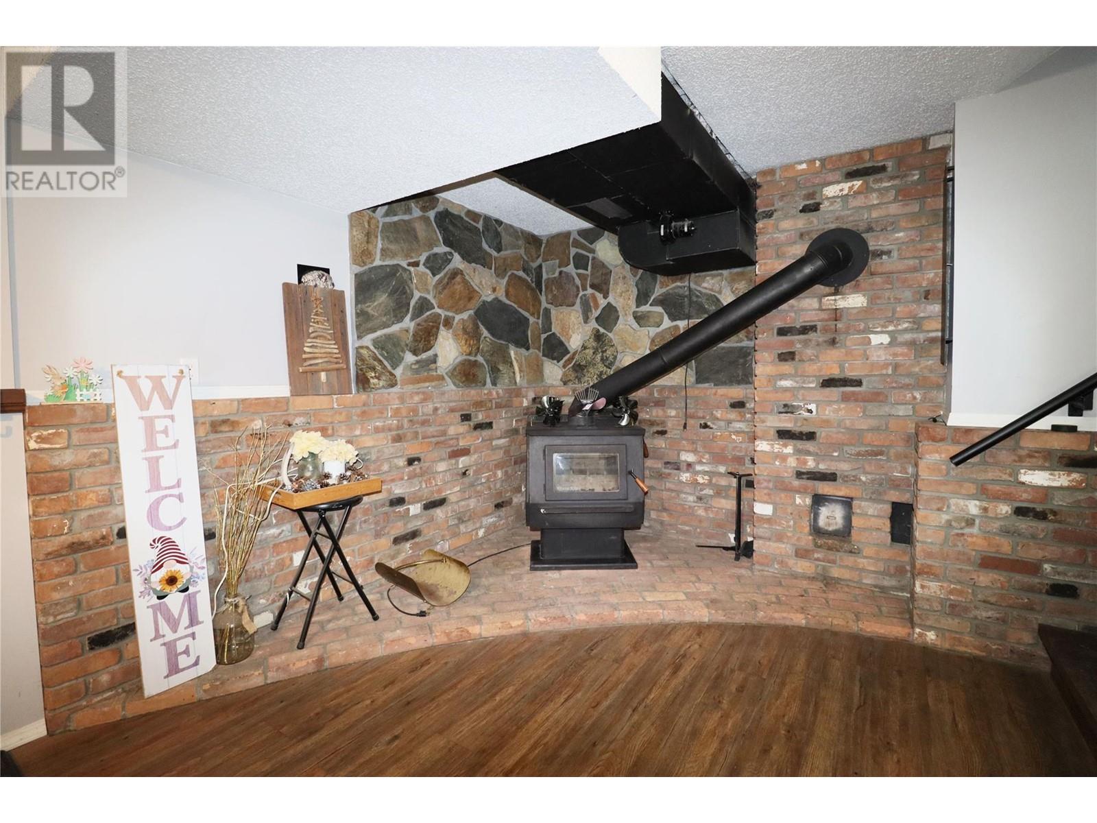 7661 Phoenix Way, Grand Forks, British Columbia  V0H 1H0 - Photo 23 - 10345724