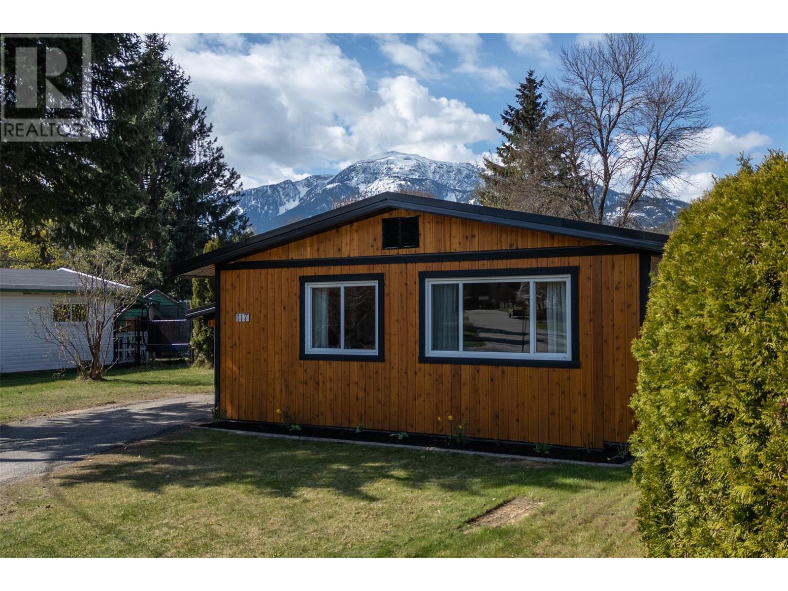 117 Peterson Drive, Revelstoke, British Columbia  V0E 2S0 - Photo 18 - 10345677