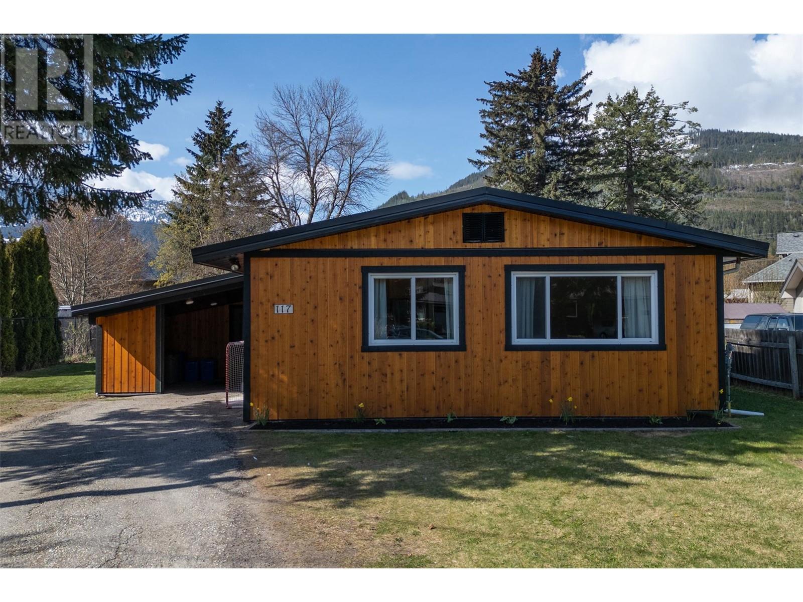 117 Peterson Drive, Revelstoke, British Columbia  V0E 2S0 - Photo 22 - 10345677