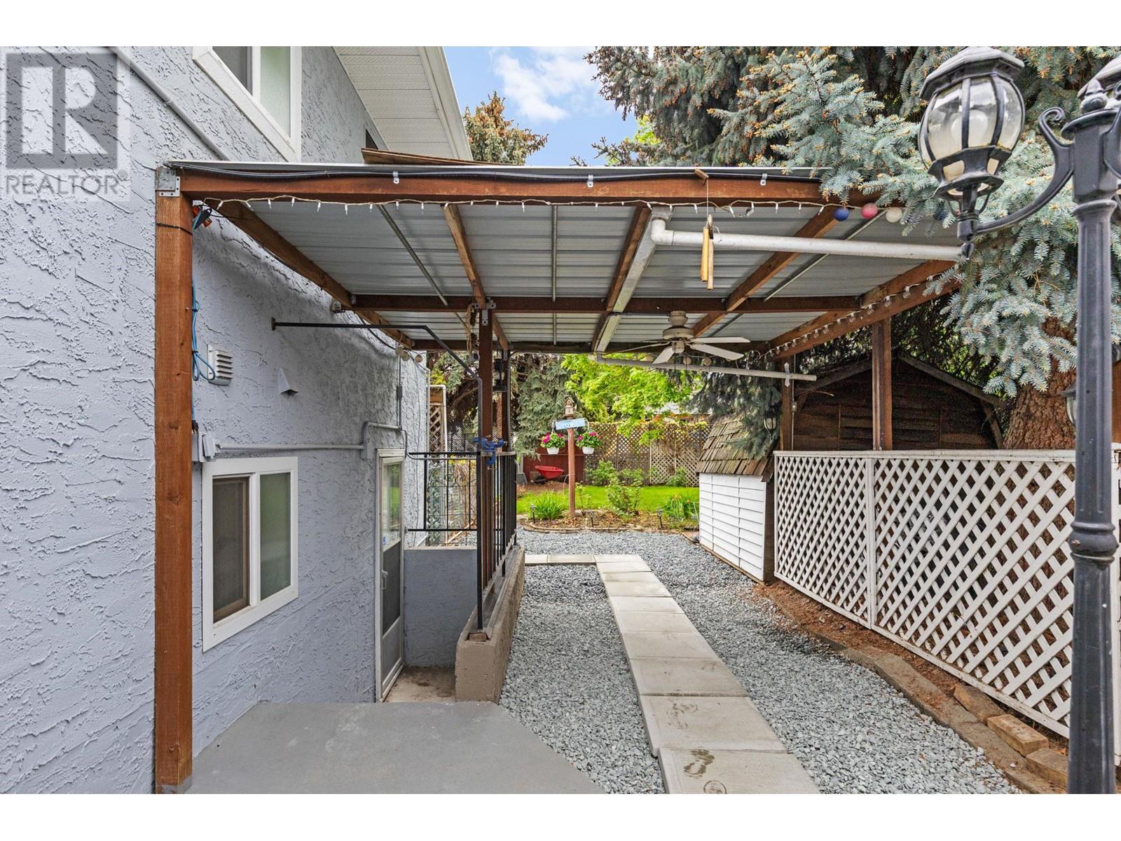 1100 Crown Street, Kelowna, British Columbia  V1X 5E9 - Photo 29 - 10345831