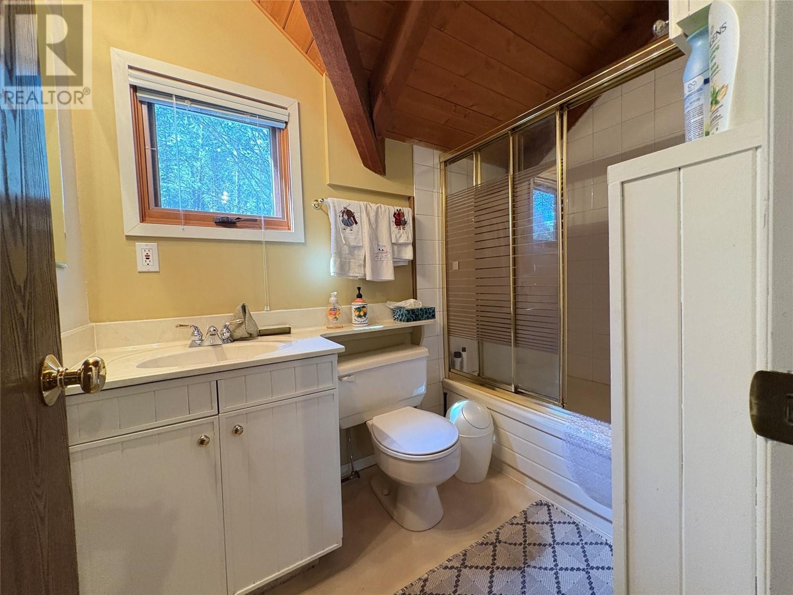 1037 Ridge Way, Windermere, British Columbia  V0B 2L0 - Photo 24 - 10344634