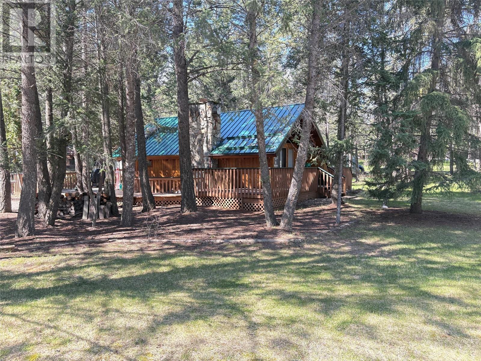 1037 Ridge Way, Windermere, British Columbia  V0B 2L0 - Photo 28 - 10344634