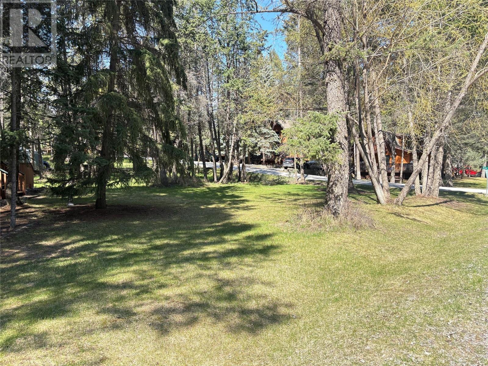 1037 Ridge Way, Windermere, British Columbia  V0B 2L0 - Photo 29 - 10344634