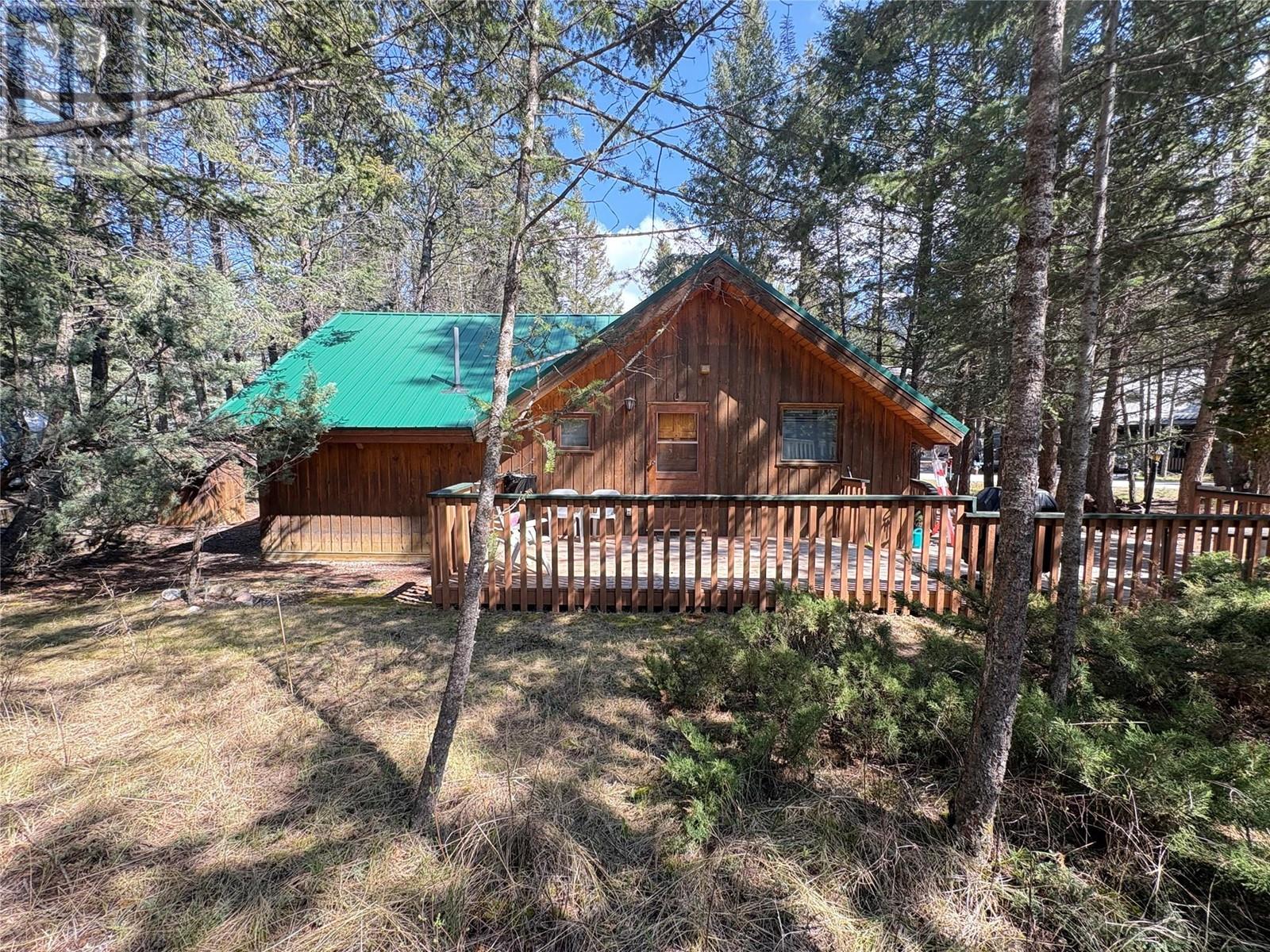 1037 Ridge Way, Windermere, British Columbia  V0B 2L0 - Photo 32 - 10344634