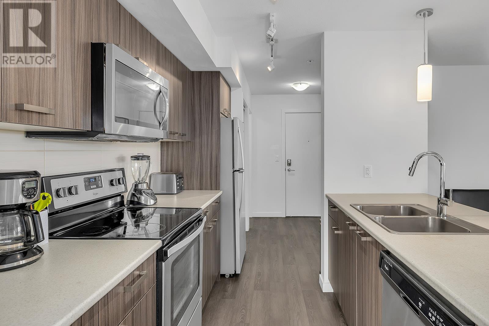 775 Academy Way Unit# 208, Kelowna, British Columbia  V1V 0A5 - Photo 11 - 10344386