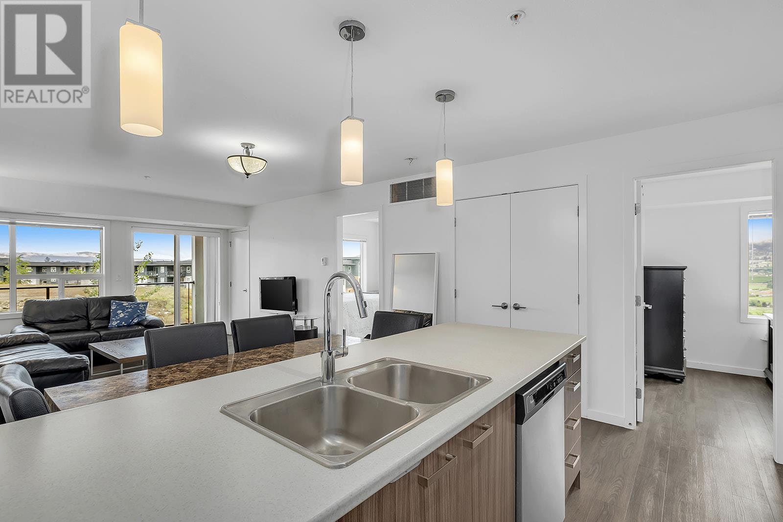 775 Academy Way Unit# 208, Kelowna, British Columbia  V1V 0A5 - Photo 6 - 10344386