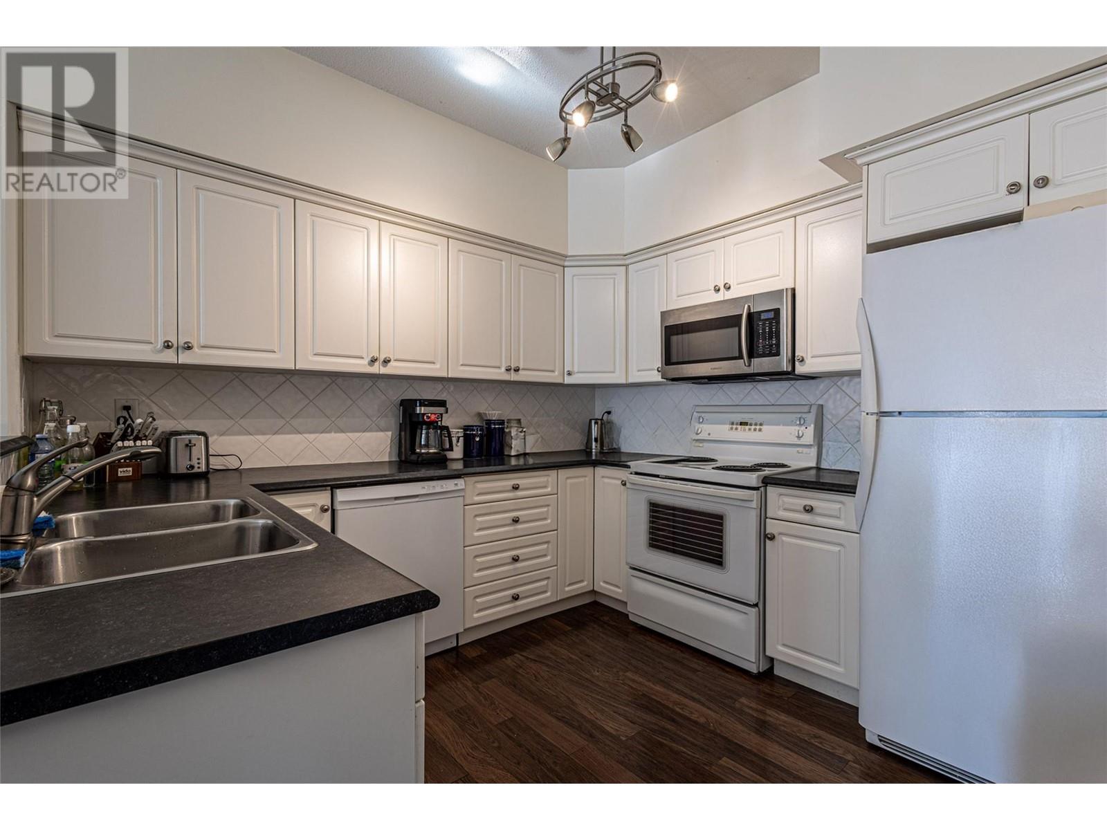 680 Lequime Road Unit# 104, Kelowna, British Columbia  V1W 1A4 - Photo 4 - 10345240