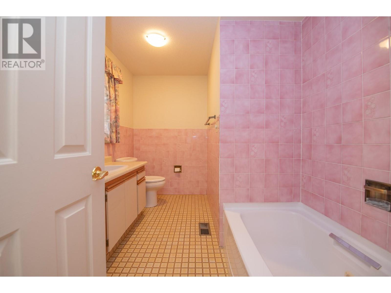 8153 Okanagan Landing Road, Vernon, British Columbia  V1H 1J4 - Photo 20 - 10345748