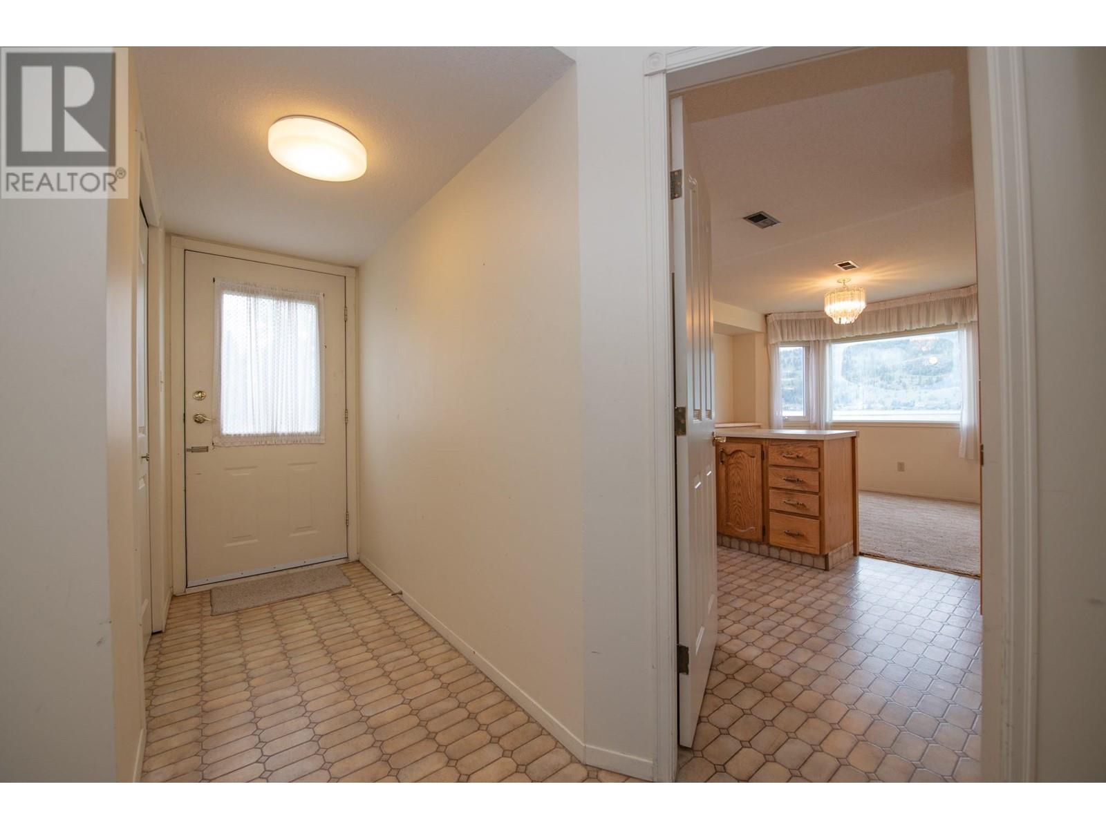 8153 Okanagan Landing Road, Vernon, British Columbia  V1H 1J4 - Photo 27 - 10345748