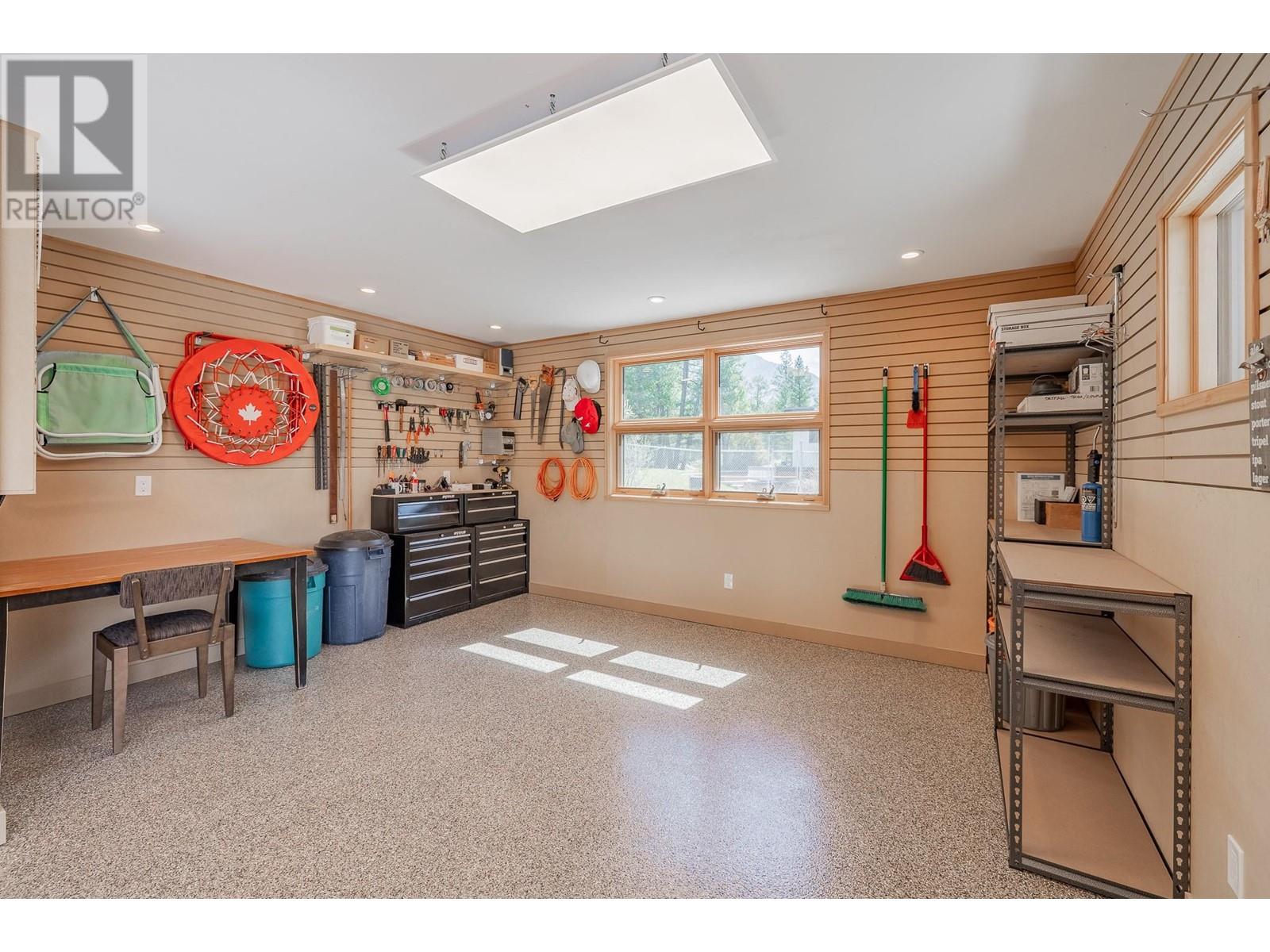 2400 Kootenay Rd No 3 Road Unit# 4, Invermere, British Columbia  V0B 2L2 - Photo 10 - 10345692