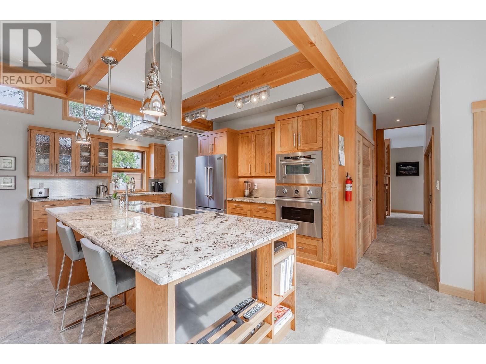 2400 Kootenay Rd No 3 Road Unit# 4, Invermere, British Columbia  V0B 2L2 - Photo 18 - 10345692