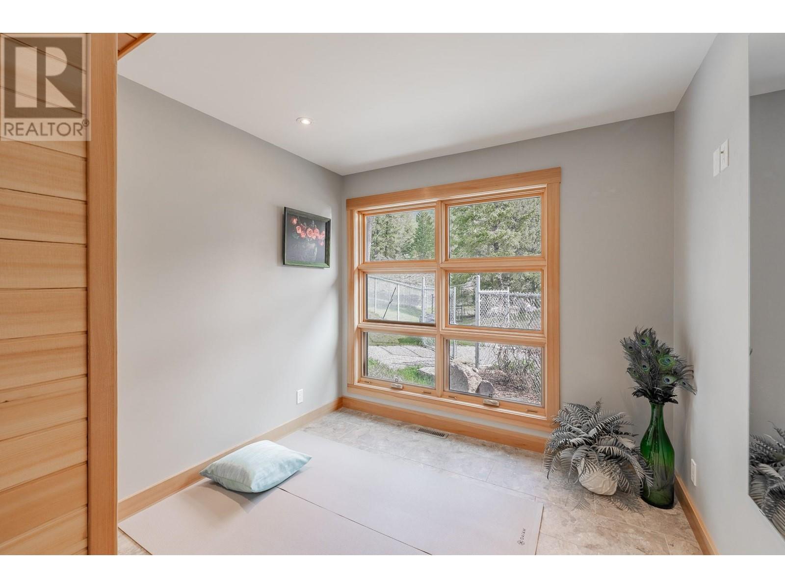 2400 Kootenay Rd No 3 Road Unit# 4, Invermere, British Columbia  V0B 2L2 - Photo 28 - 10345692
