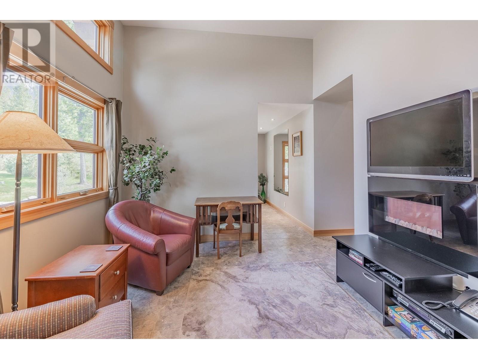 2400 Kootenay Rd No 3 Road Unit# 4, Invermere, British Columbia  V0B 2L2 - Photo 30 - 10345692