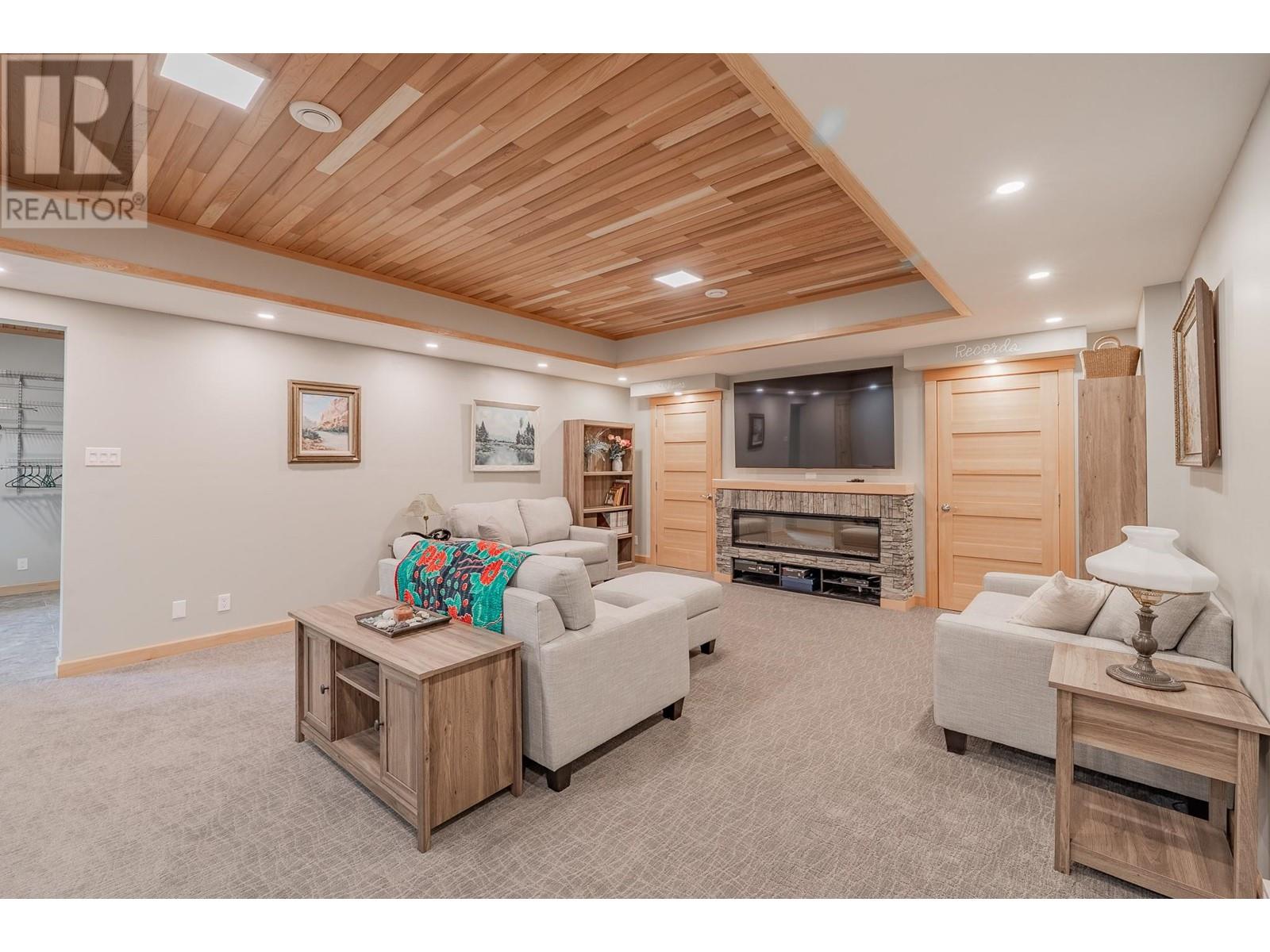 2400 Kootenay Rd No 3 Road Unit# 4, Invermere, British Columbia  V0B 2L2 - Photo 39 - 10345692
