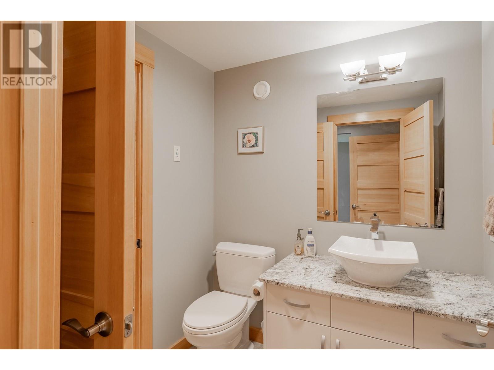 2400 Kootenay Rd No 3 Road Unit# 4, Invermere, British Columbia  V0B 2L2 - Photo 48 - 10345692