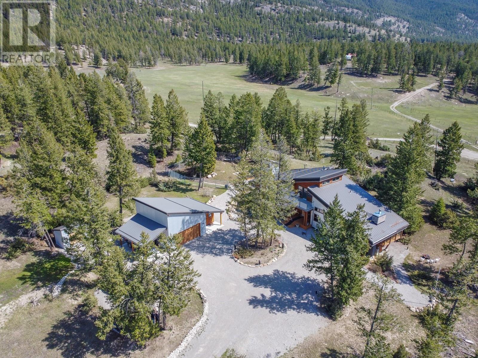 2400 Kootenay Rd No 3 Road Unit# 4, Invermere, British Columbia  V0B 2L2 - Photo 5 - 10345692